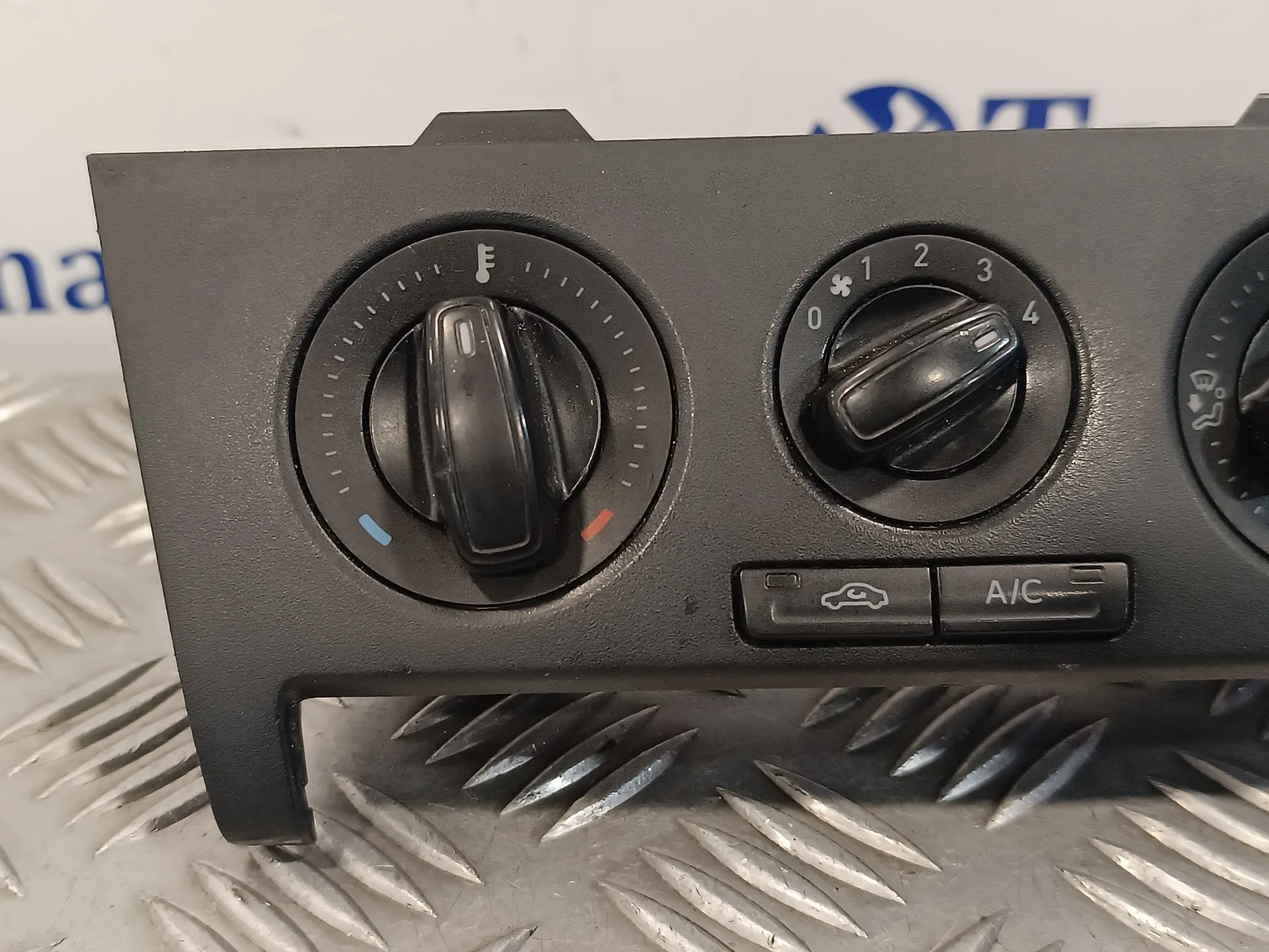 Mando Climatizador para Seat Toledo (Kg3)