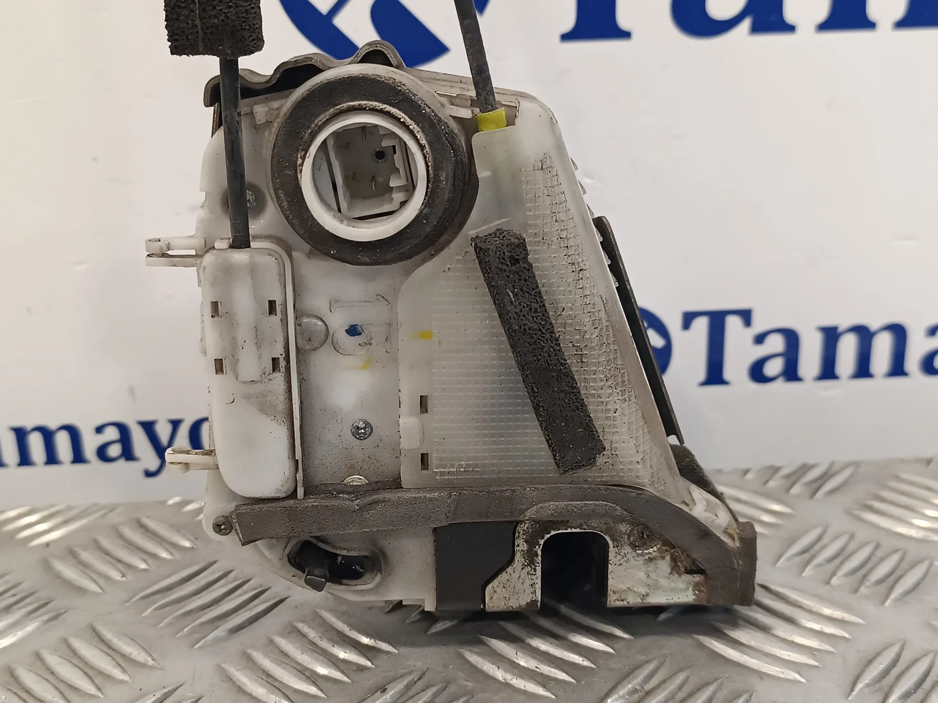 Cerradura Puerta Trasera Derecha para Toyota Prius (Nhw30)