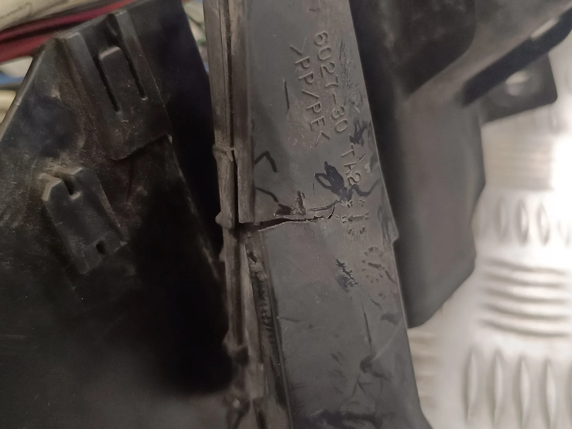 Caja Reles / Fusibles para Toyota Prius (Nhw30)