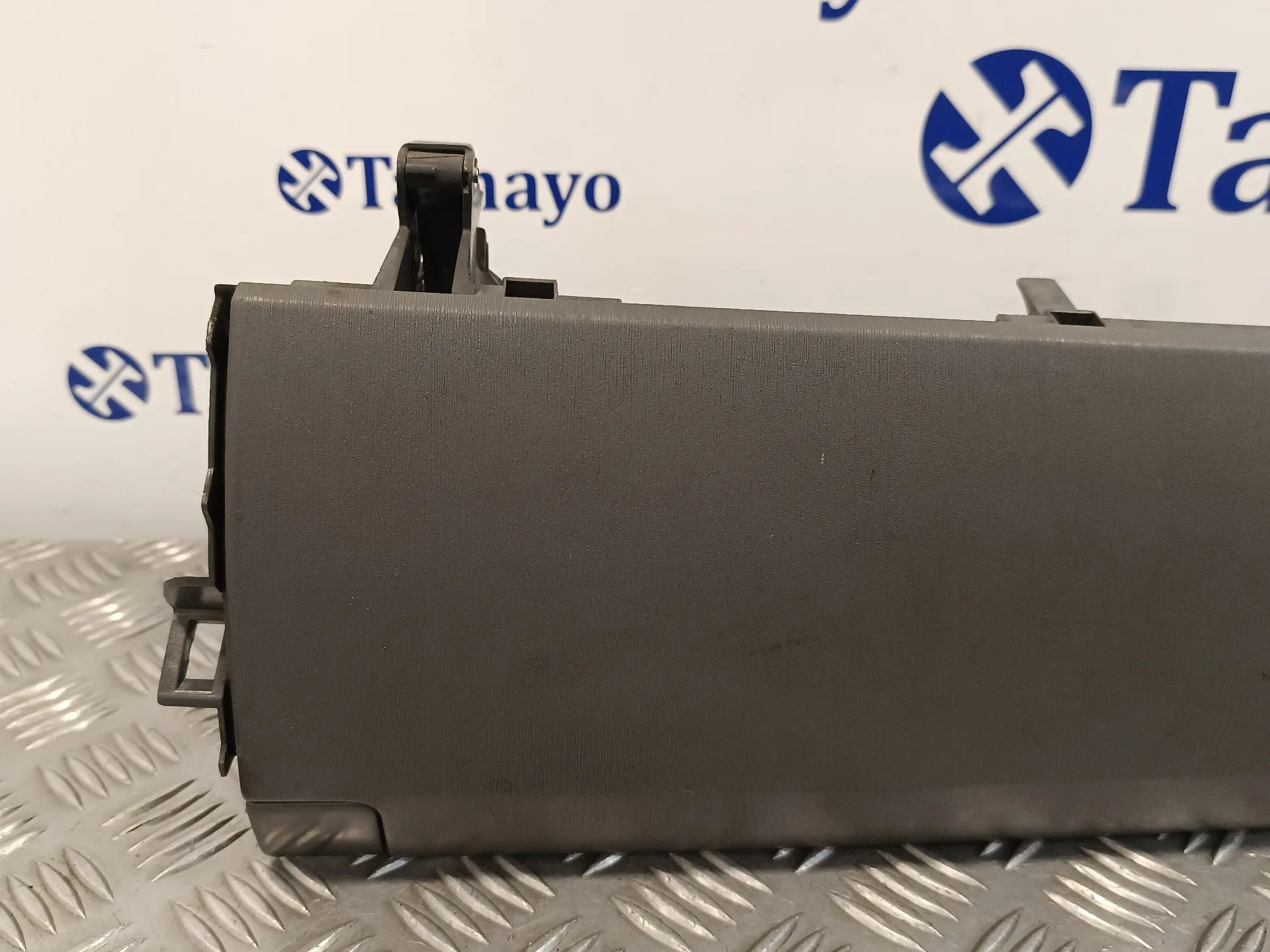 Guantera para Toyota Prius (Nhw30)