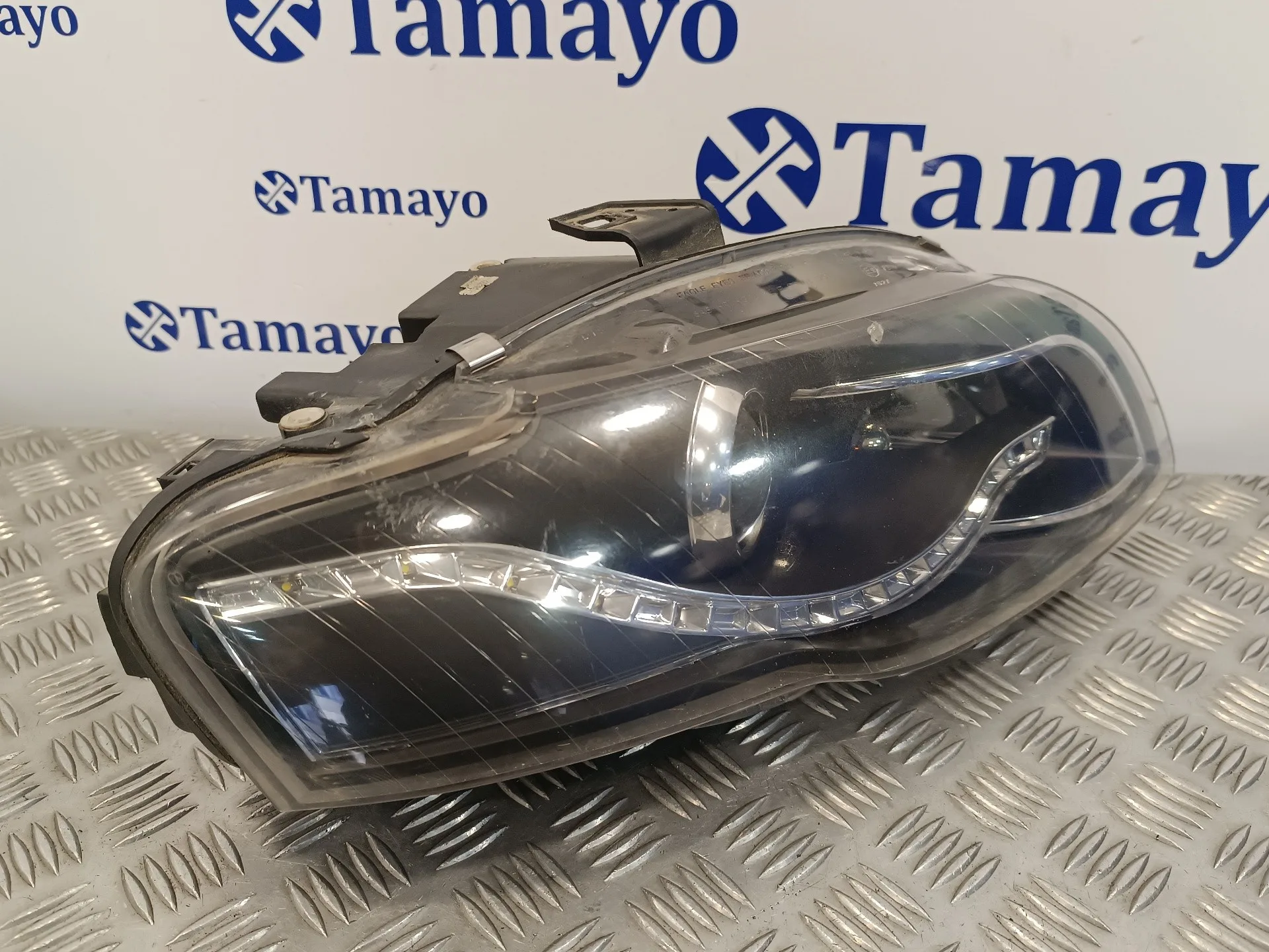 Faro Derecho para Audi A4 Avant (8E)