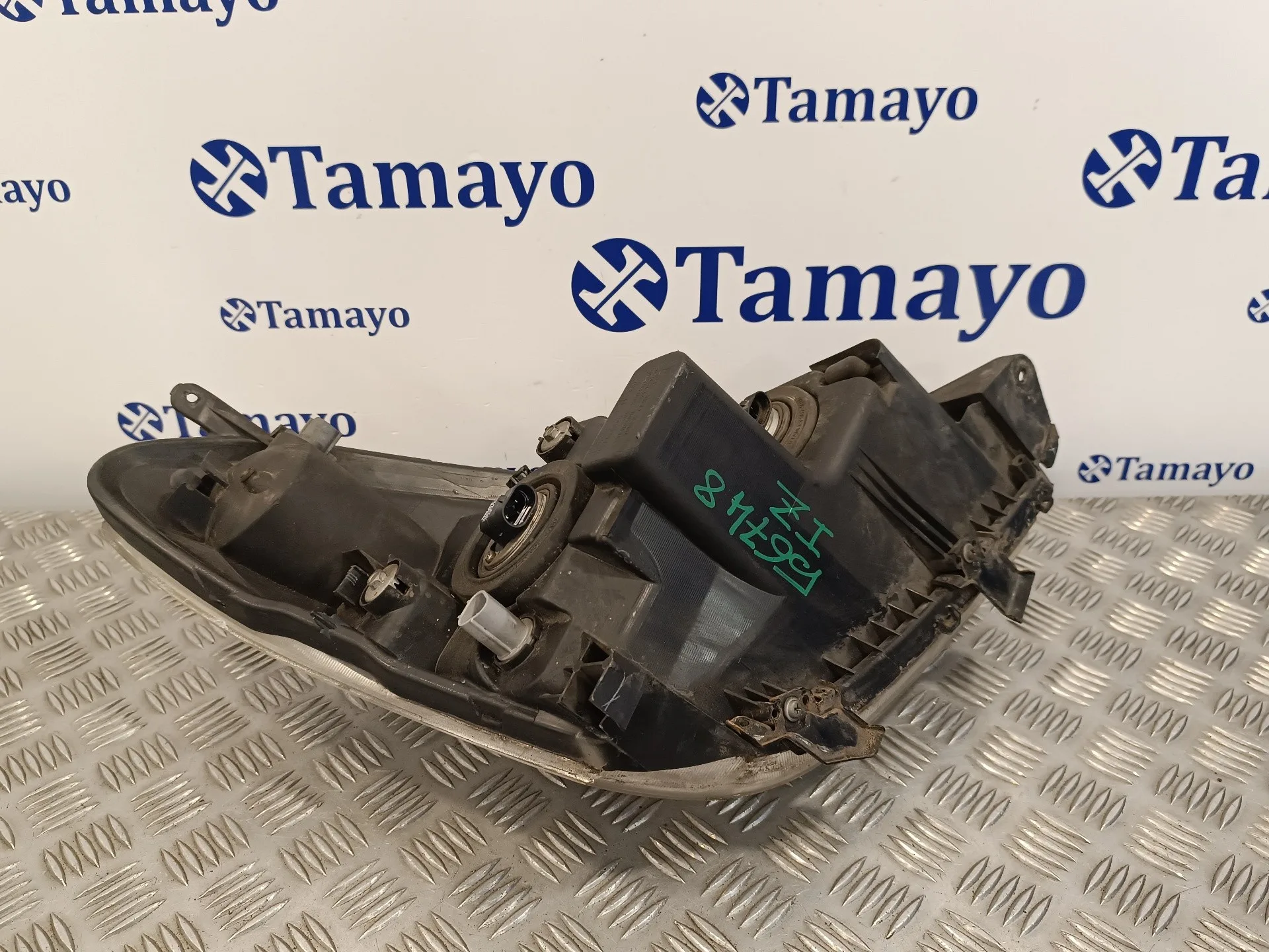 Faro Izquierdo para Toyota Corolla Verso (R1)