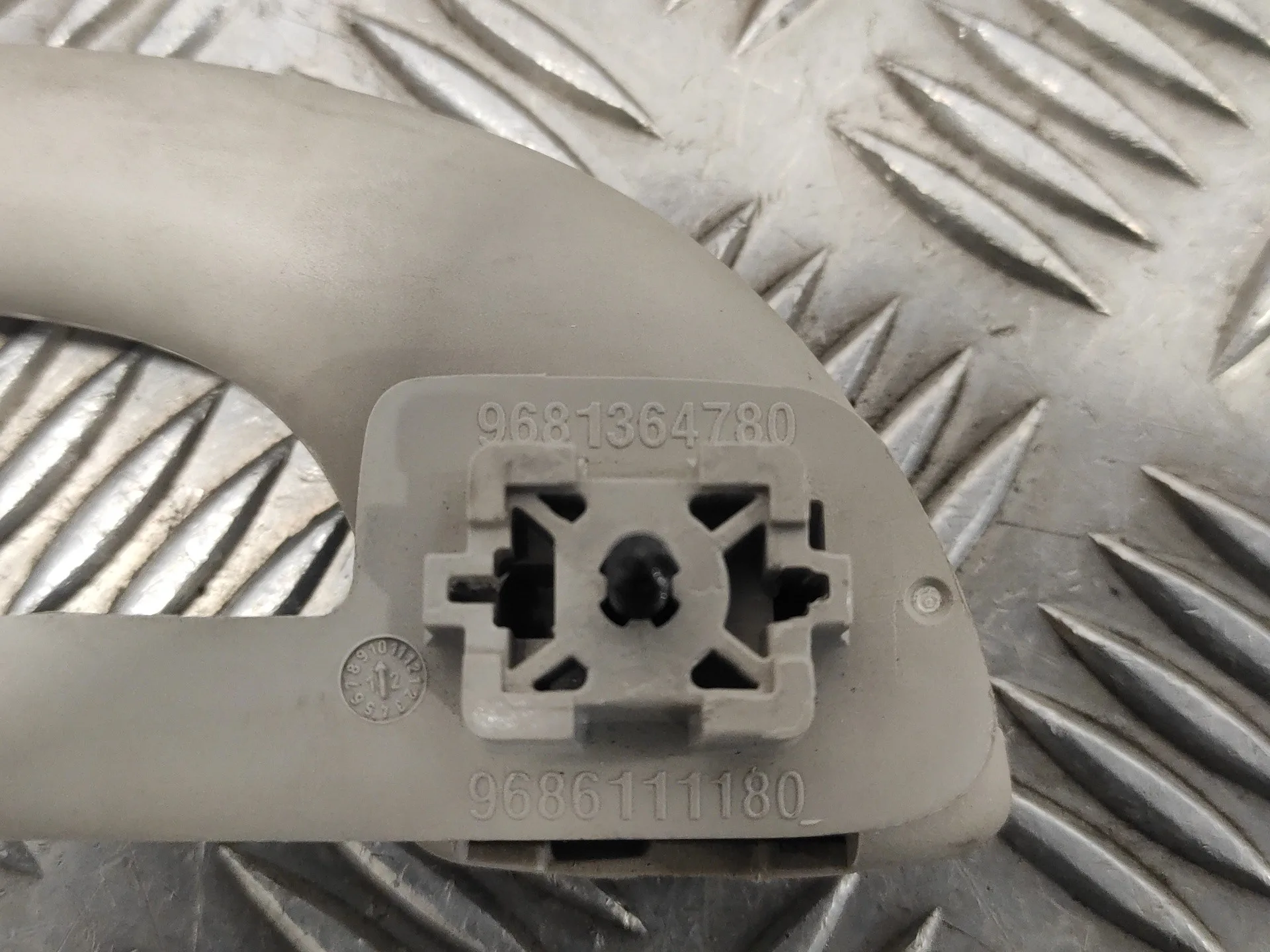 Asidero Trasero Izquierdo para Peugeot 308