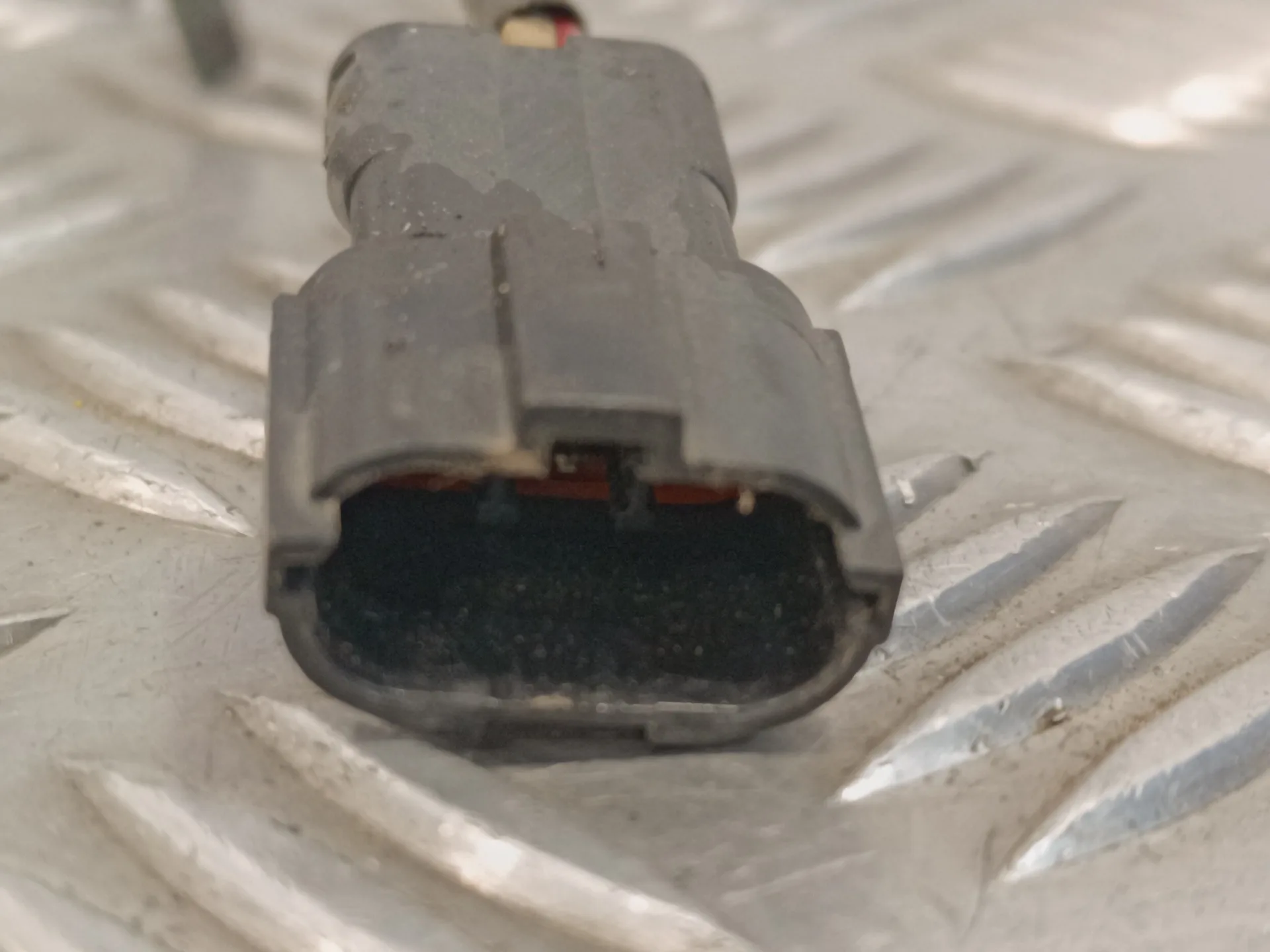 Cerradura Puerta Delantera Izquierda para Galloper Exceed
