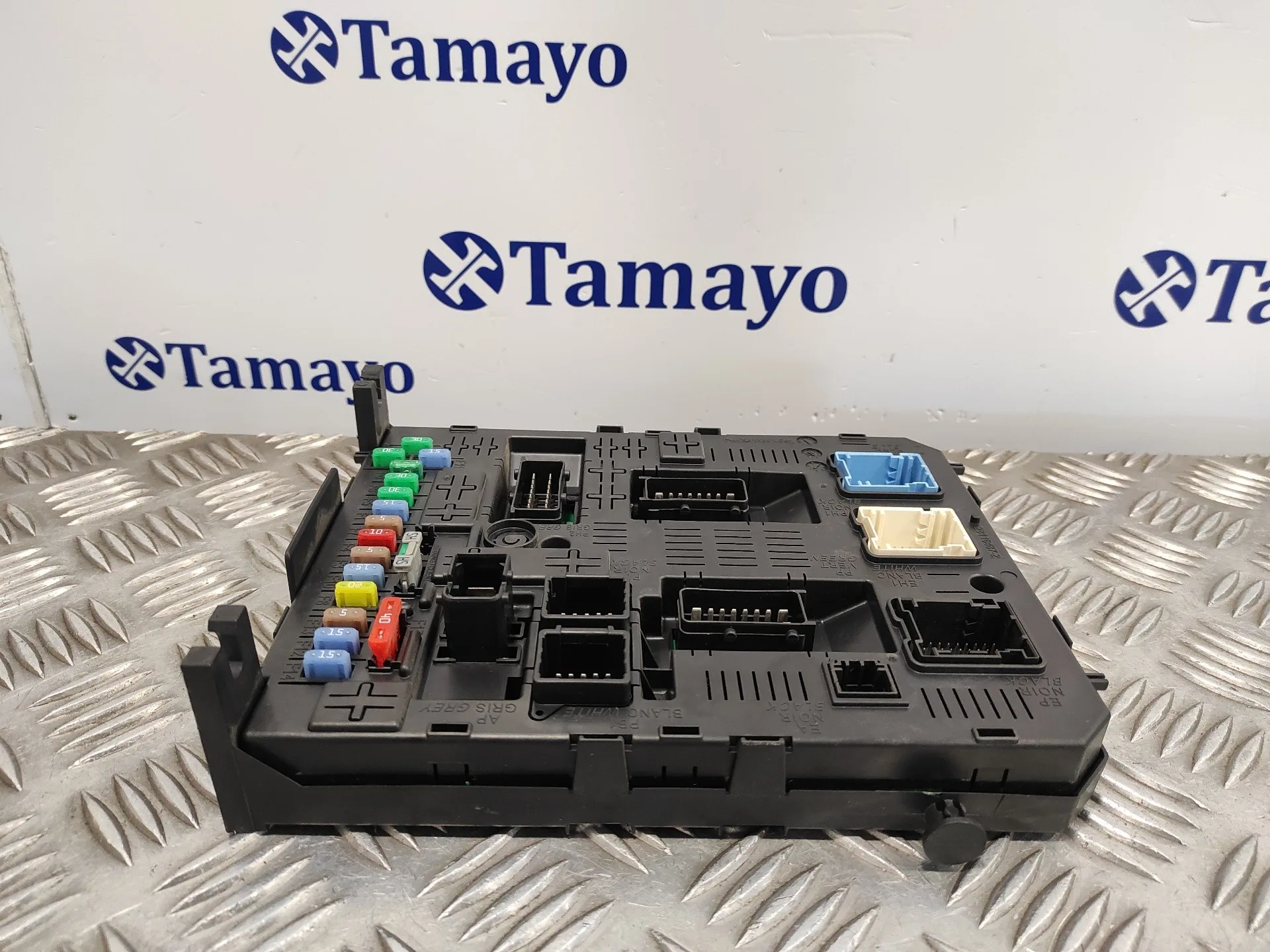 Caja Reles / Fusibles para Peugeot 308