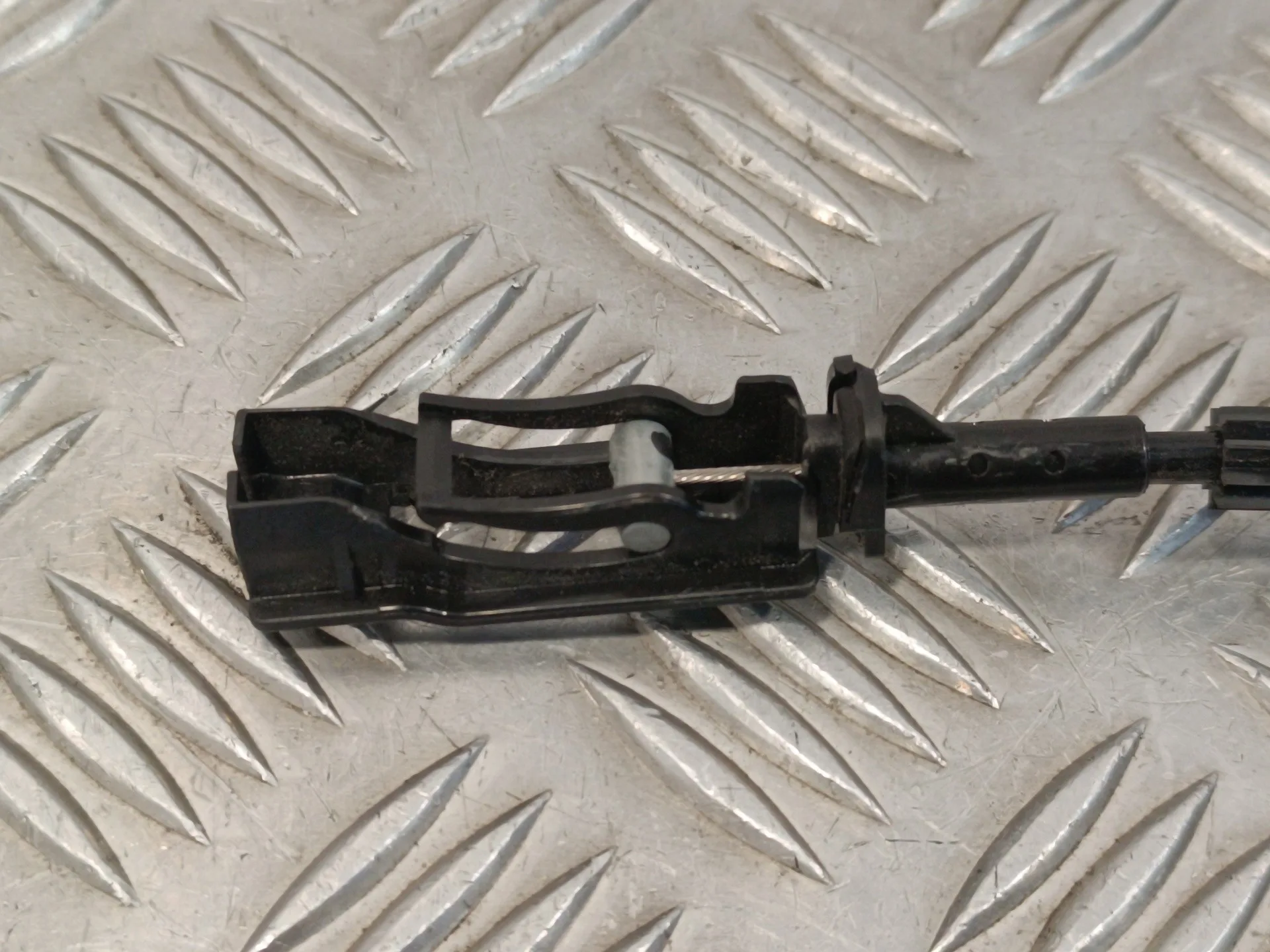 Cerradura Puerta Delantera Izquierda para Ford Fiesta (Ccn)