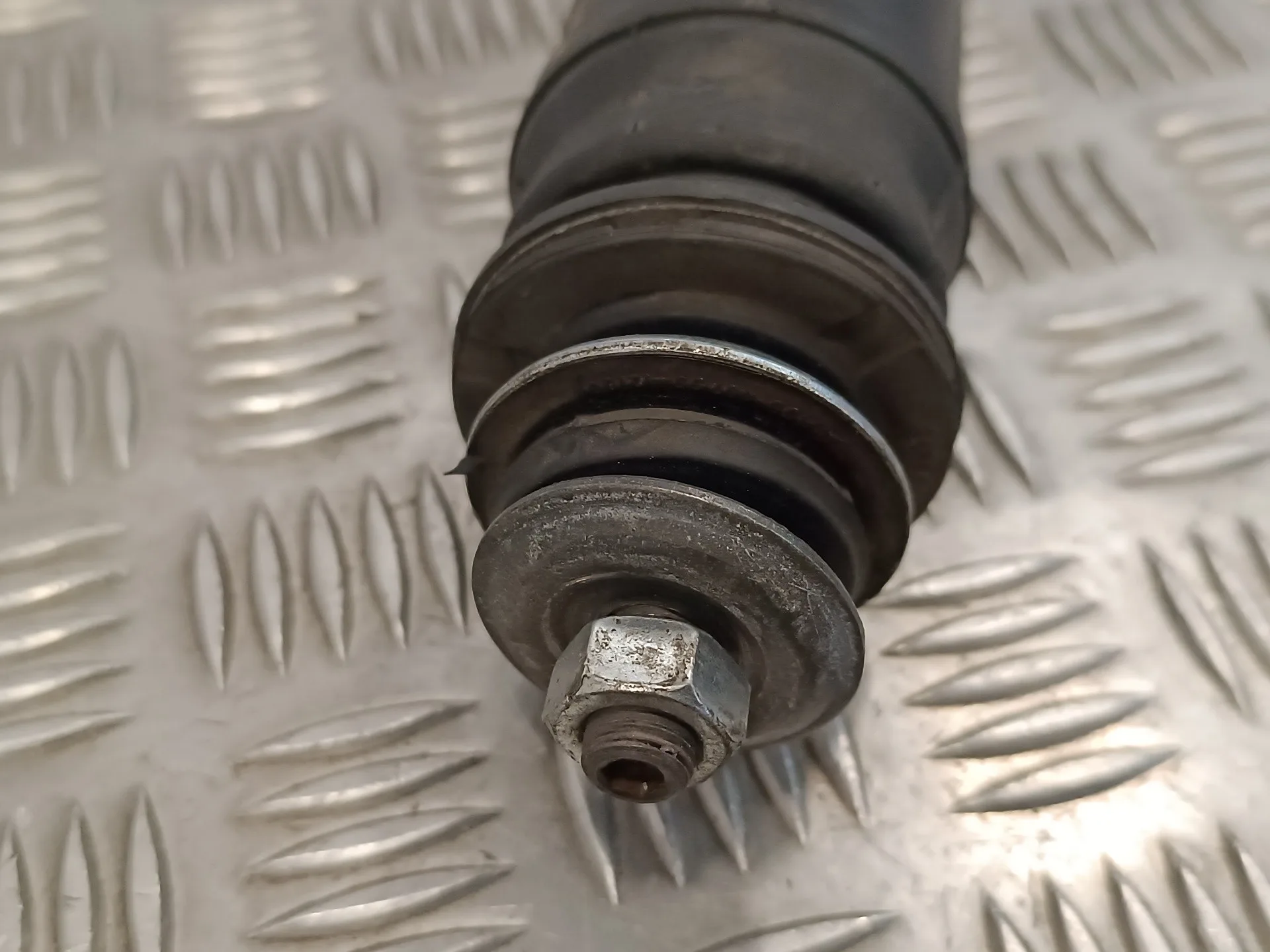 Amortiguador Trasero para Toyota Prius (Nhw30)