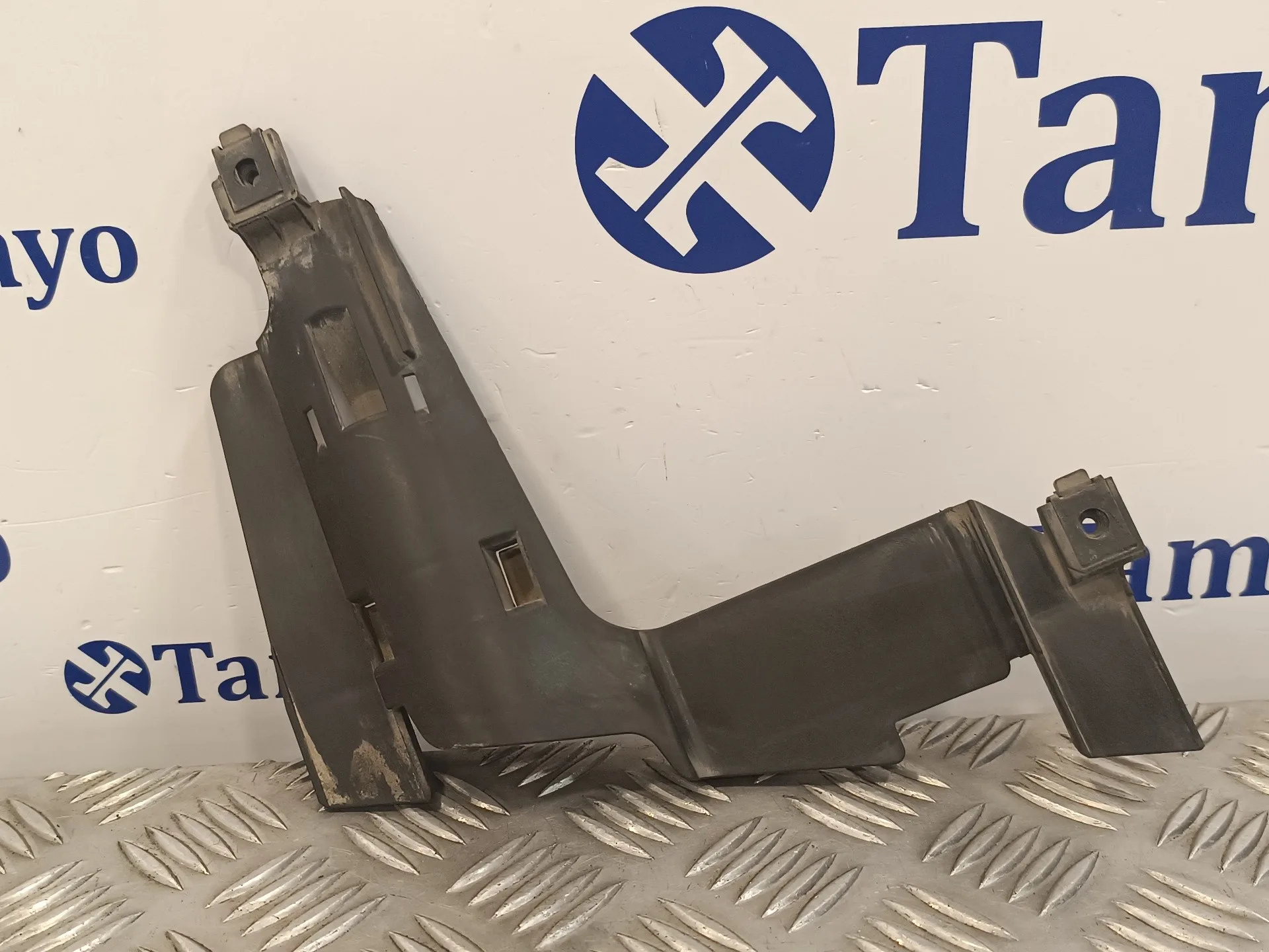 Soporte Faro Derecho para Bmw Serie 3 Berlina (E46)