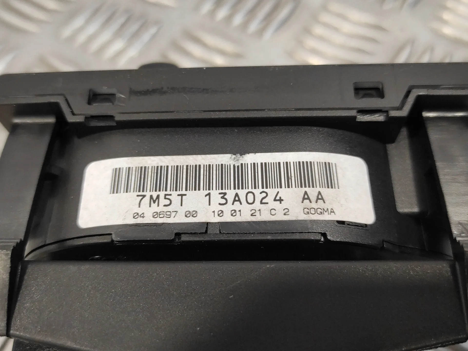 Mando Luces para Ford Kuga (Cbv)