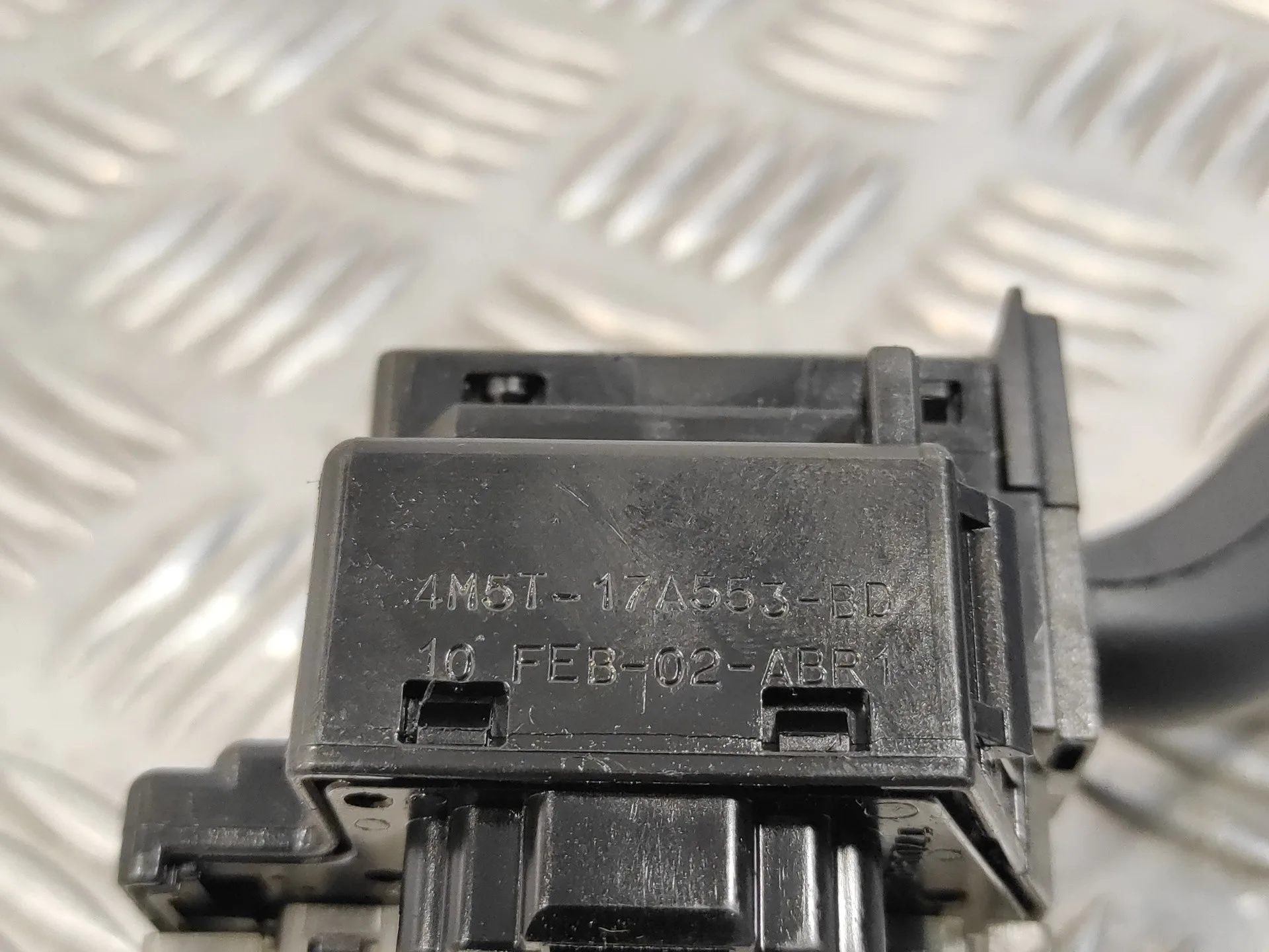 Mando Limpia para Ford Kuga (Cbv)