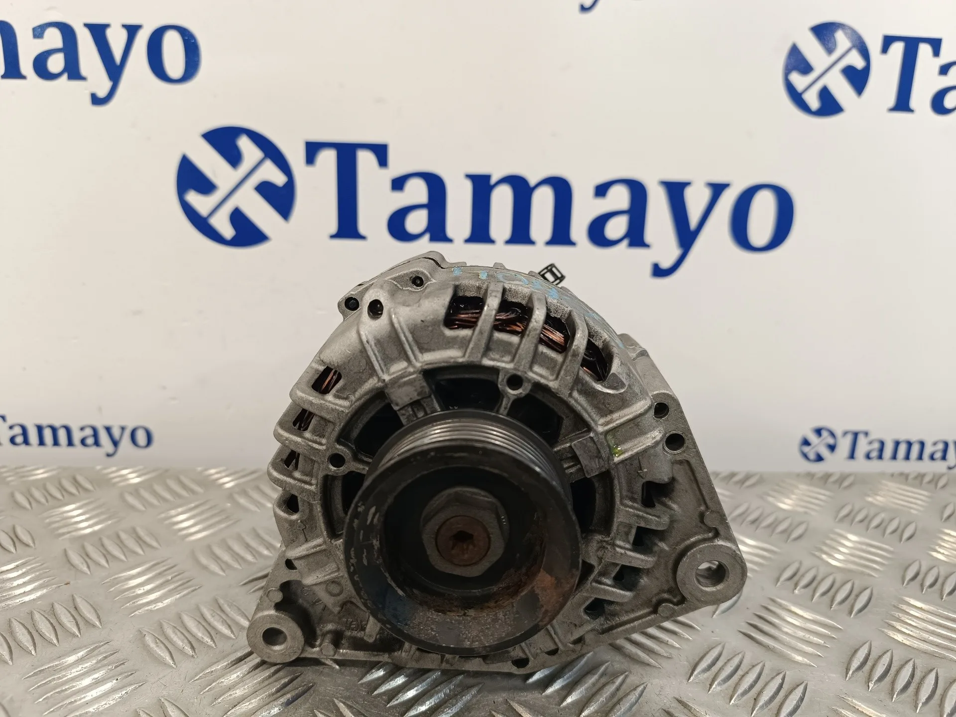 Alternador para Audi A6 Berlina (4B2)