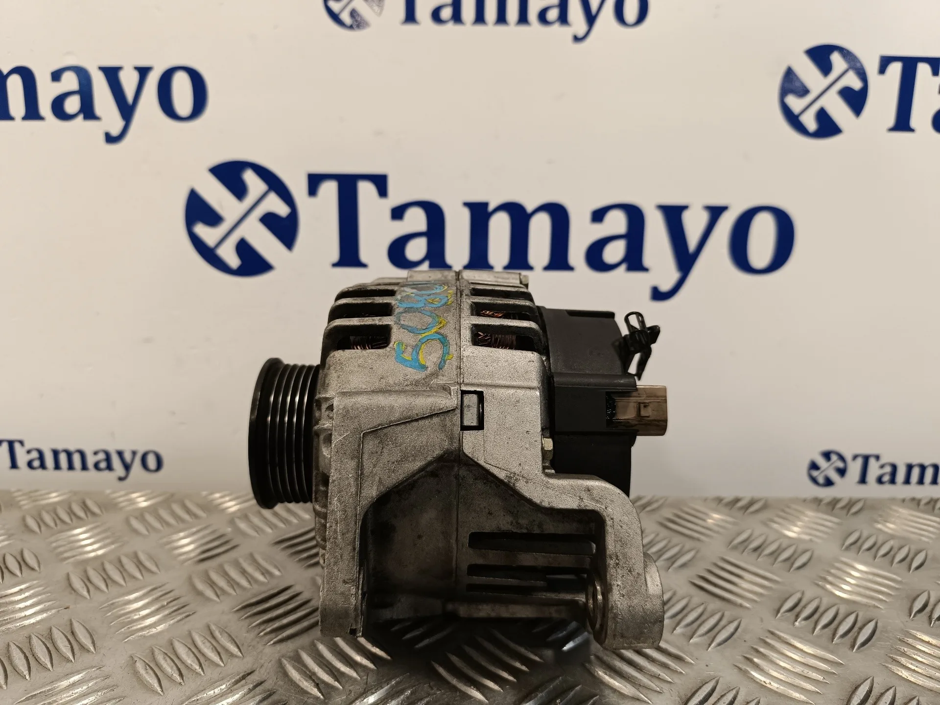 Alternador para Audi A6 Berlina (4B2)