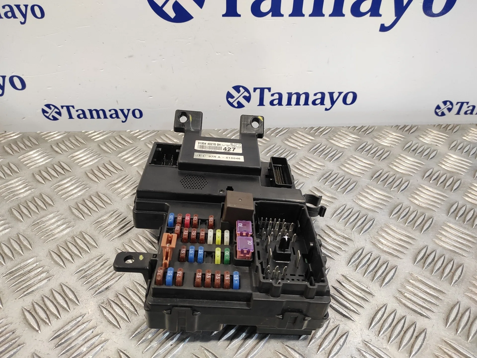 Caja Reles / Fusibles para Kia Carnival