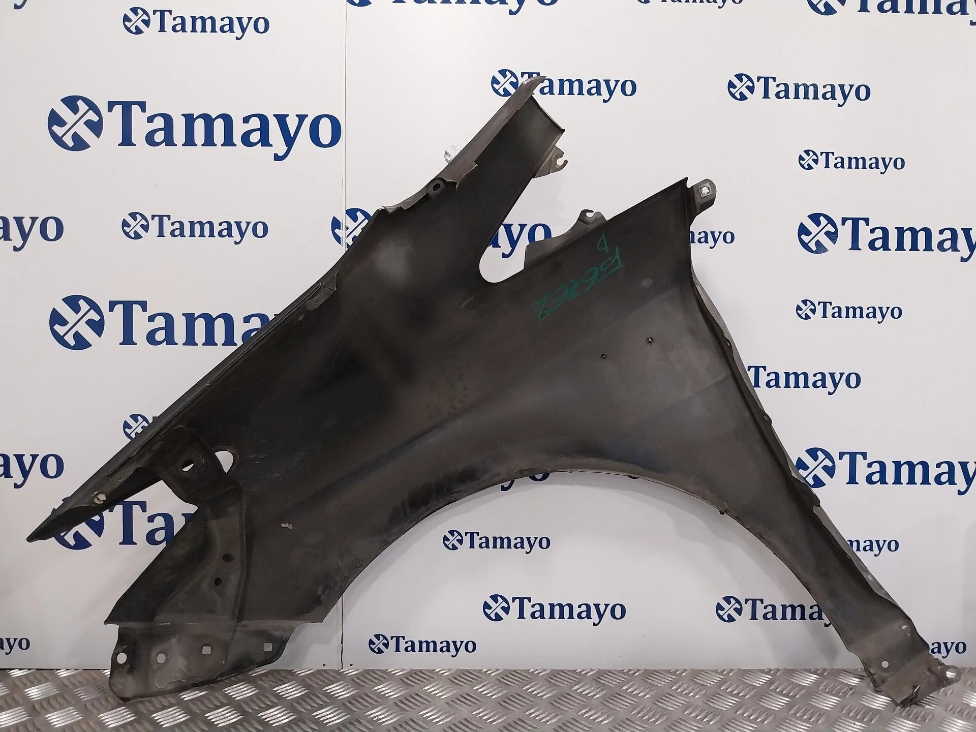 Aleta Delantera Derecha para Toyota Prius (Nhw30)