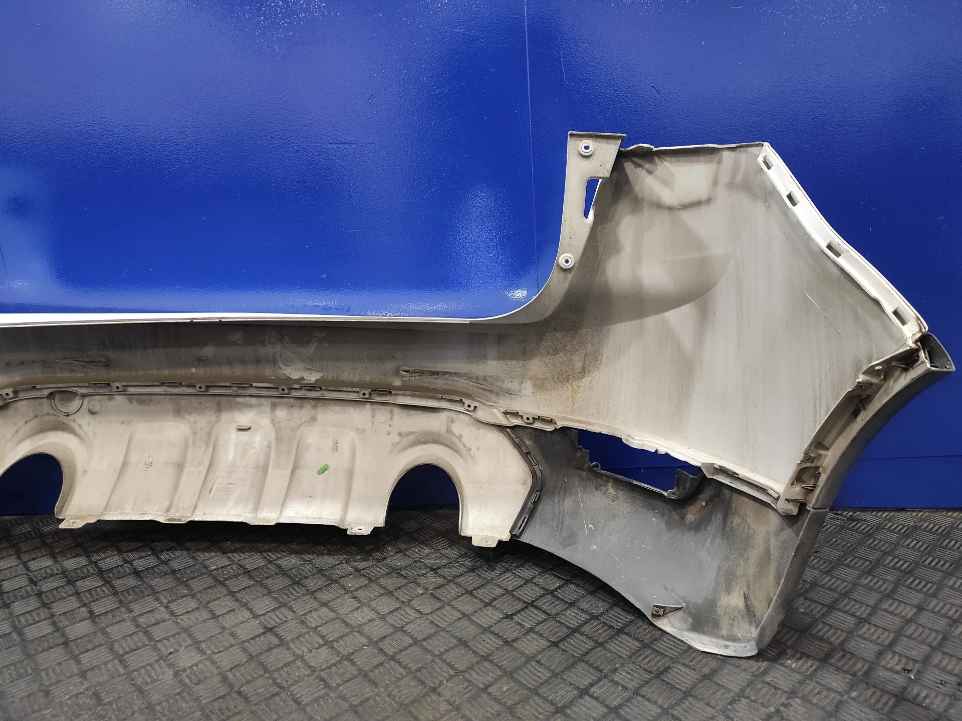 Paragolpes Trasero para Ford Kuga (Cbv)