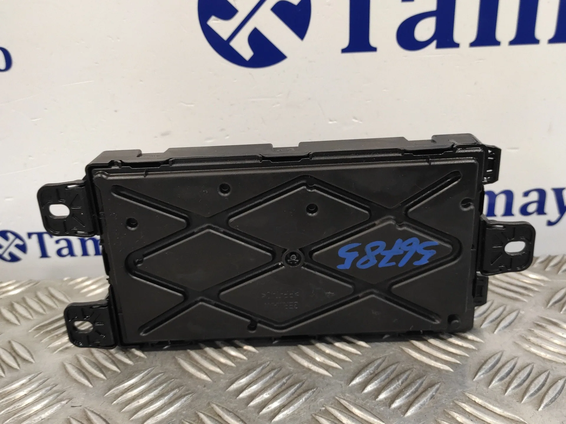 Caja Reles / Fusibles para Bmw Serie 1 Lim F21