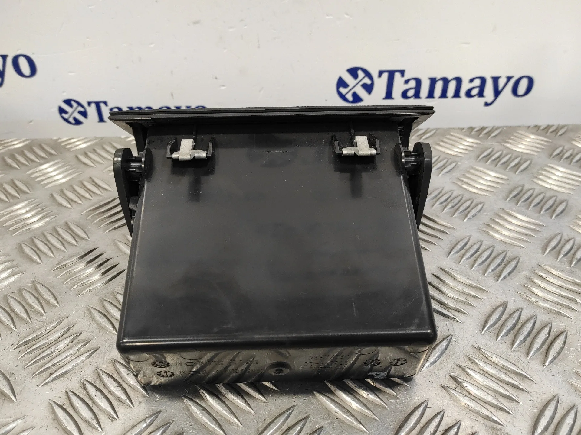 Guantera para Bmw Serie 1 Lim F21