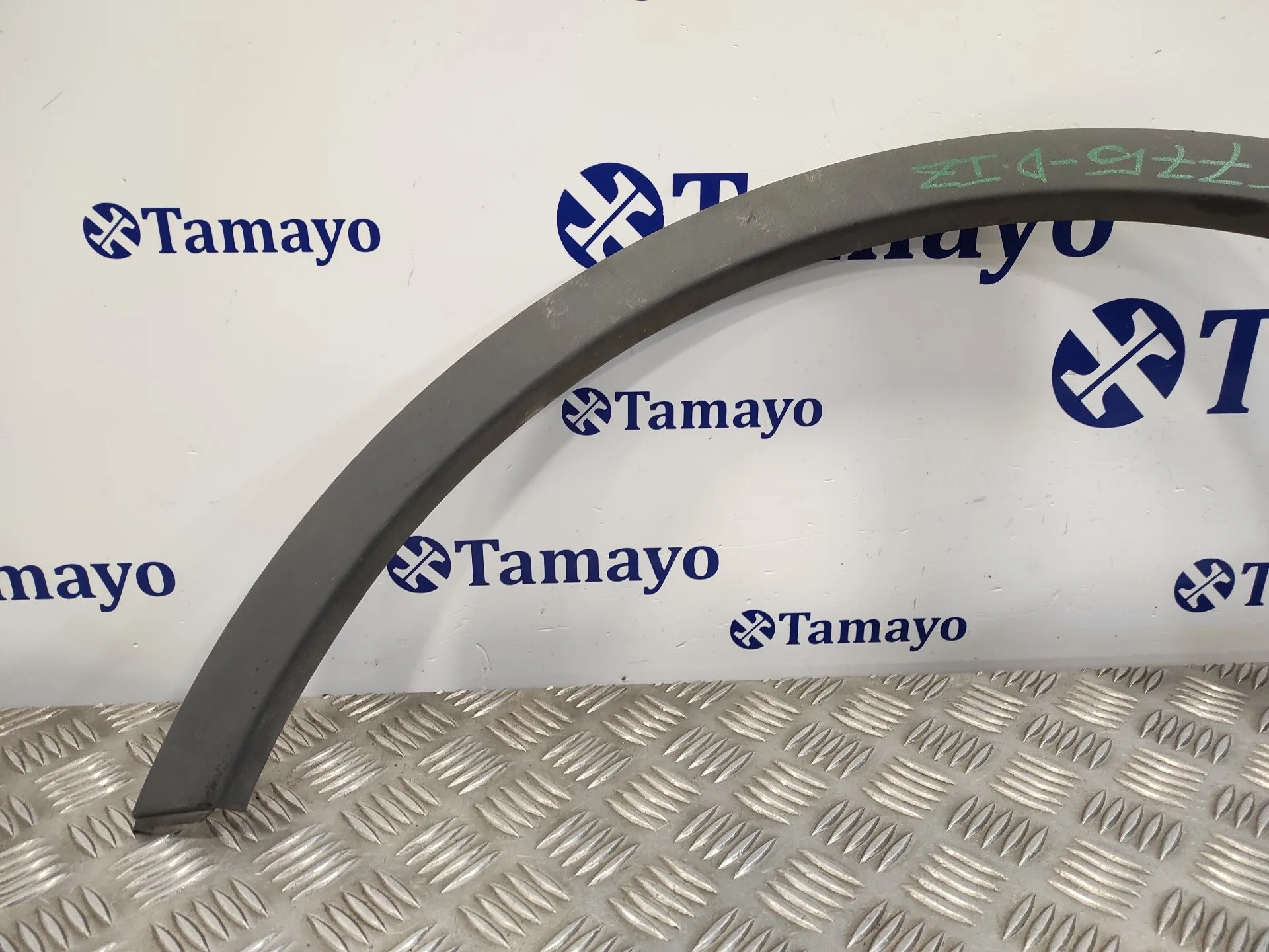 Aletin Delantero Izquierdo para Ford Kuga (Cbv)