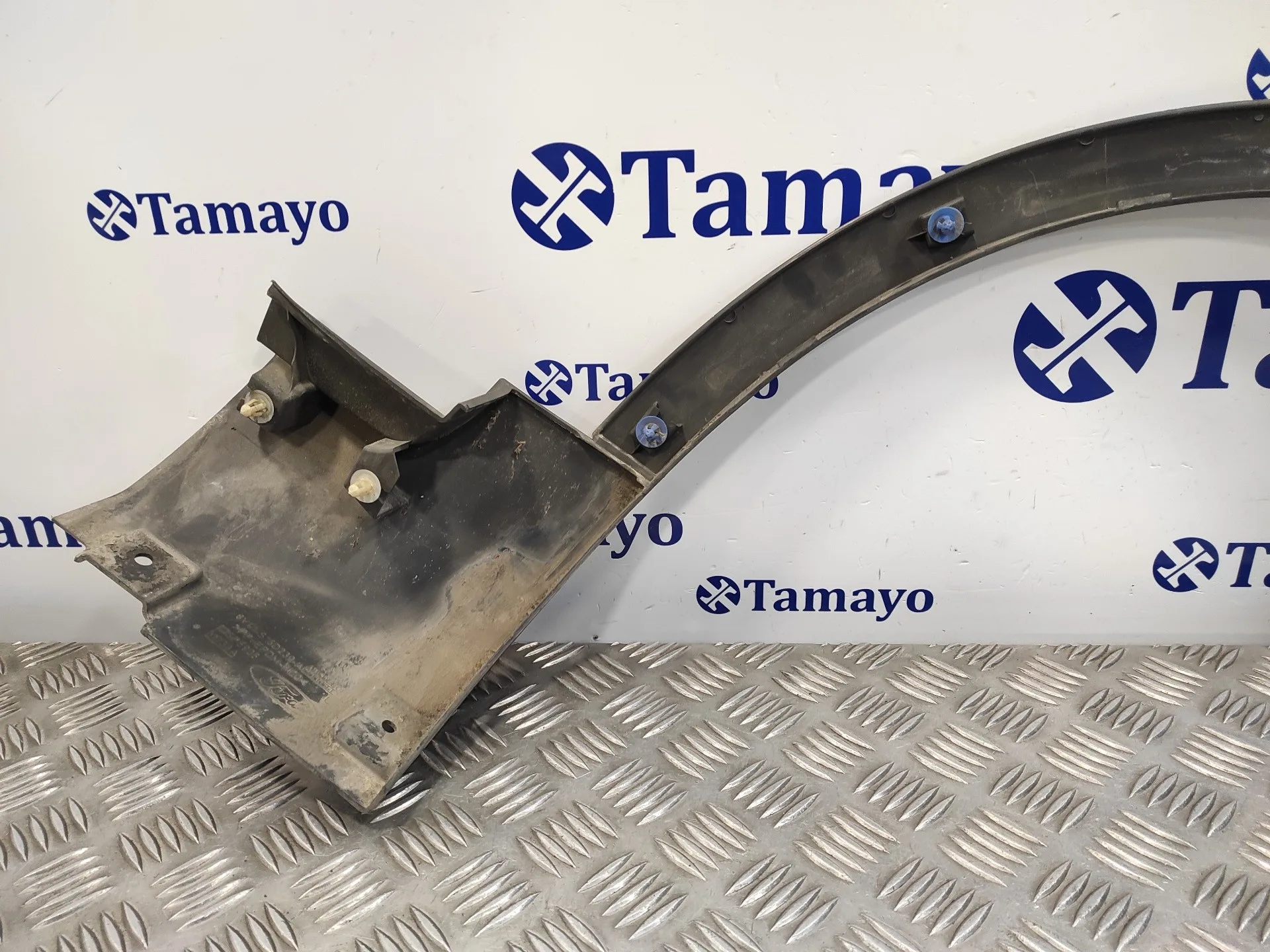 Aletin Delantero Izquierdo para Ford Kuga (Cbv)