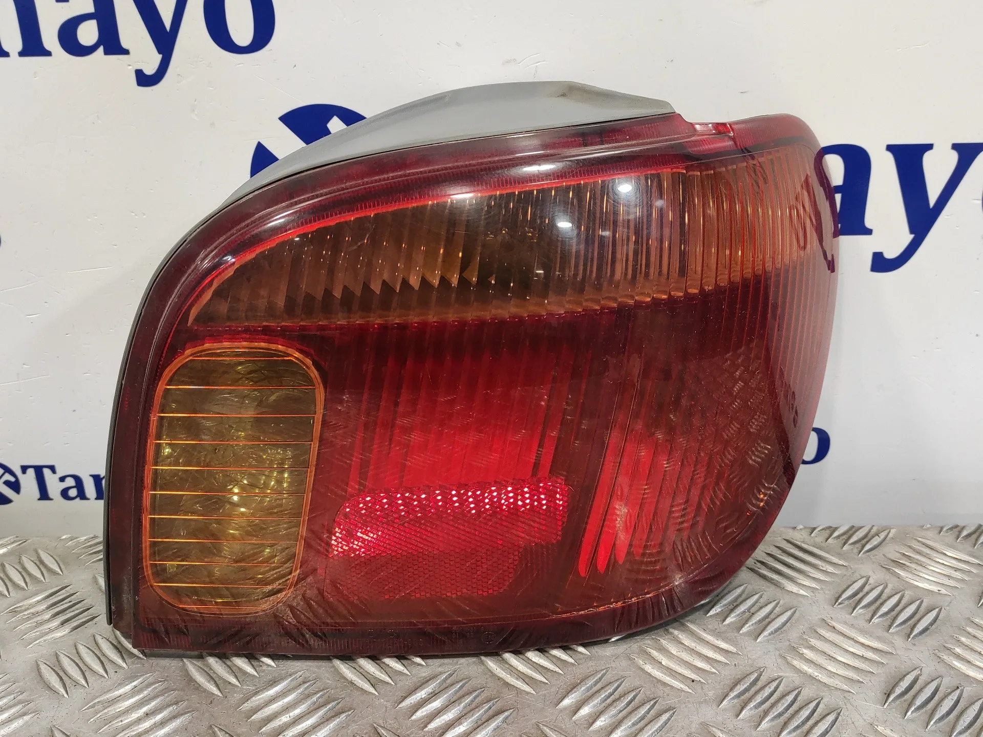 Piloto Trasero Derecho para Toyota Yaris (Ncp1/Nlp1/Scp1)