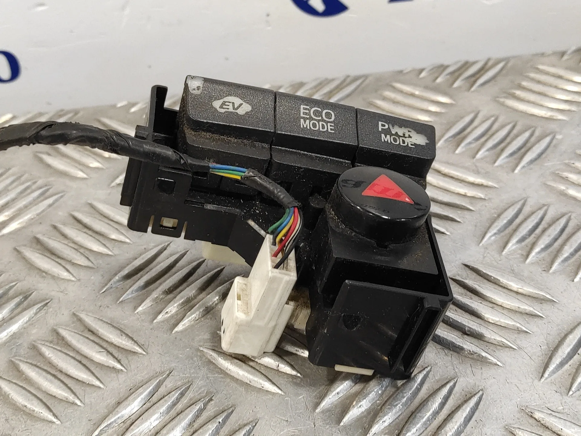 Warning para Toyota Prius (Nhw30)