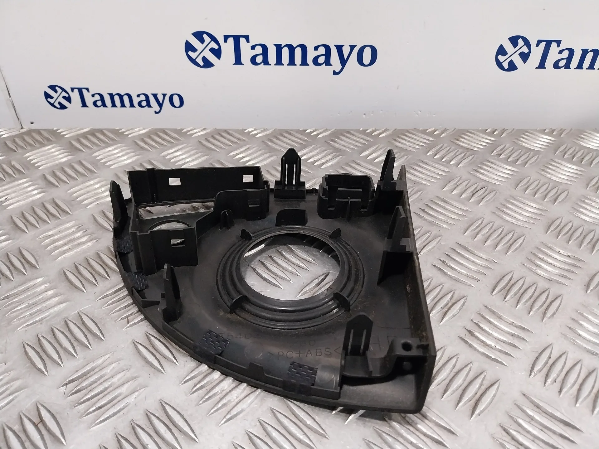 Moldura para Toyota Prius (Nhw30)