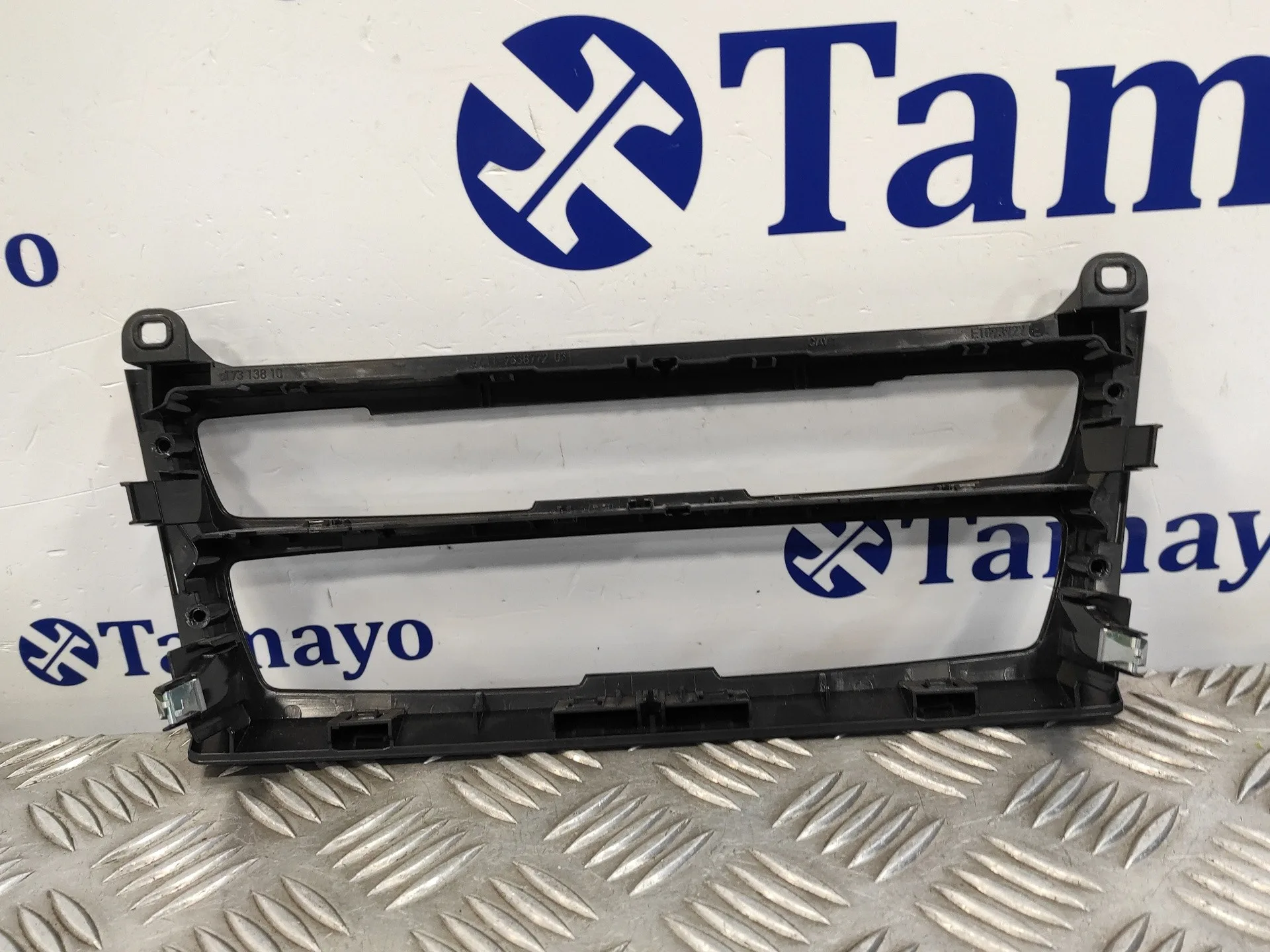 Moldura para Bmw Serie 1 Lim F21