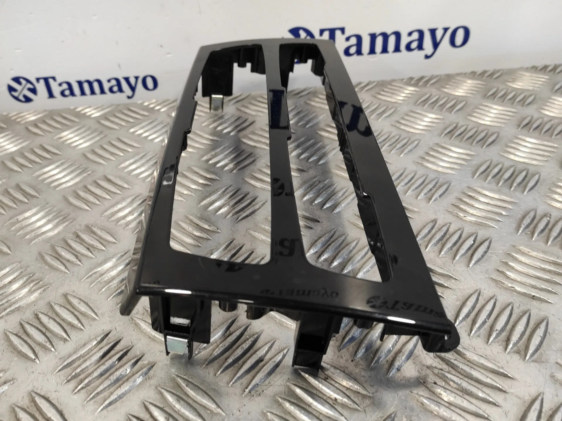 Moldura para Bmw Serie 1 Lim F21