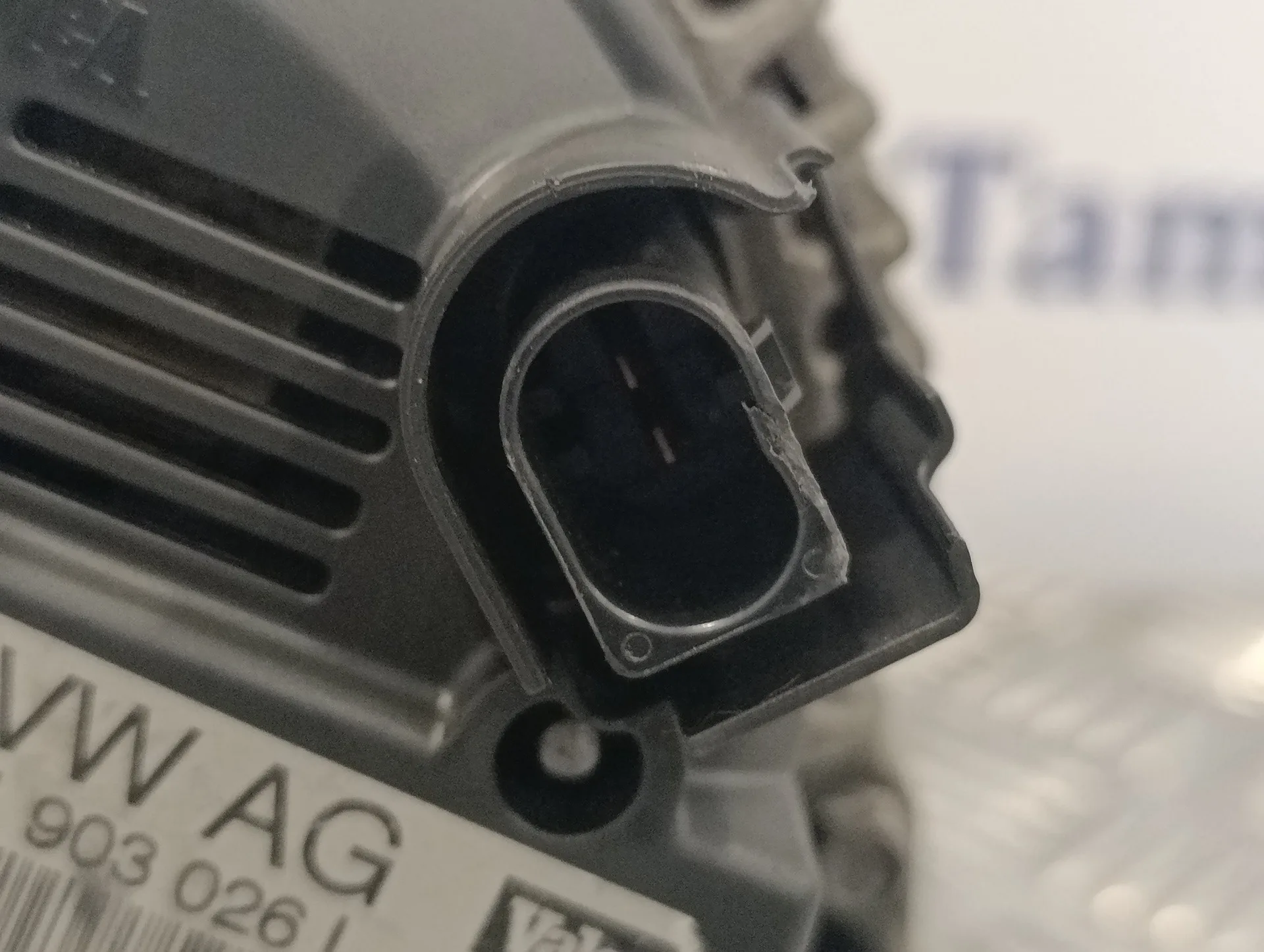 Alternador para Volkswagen Passat Berlina (3C2)