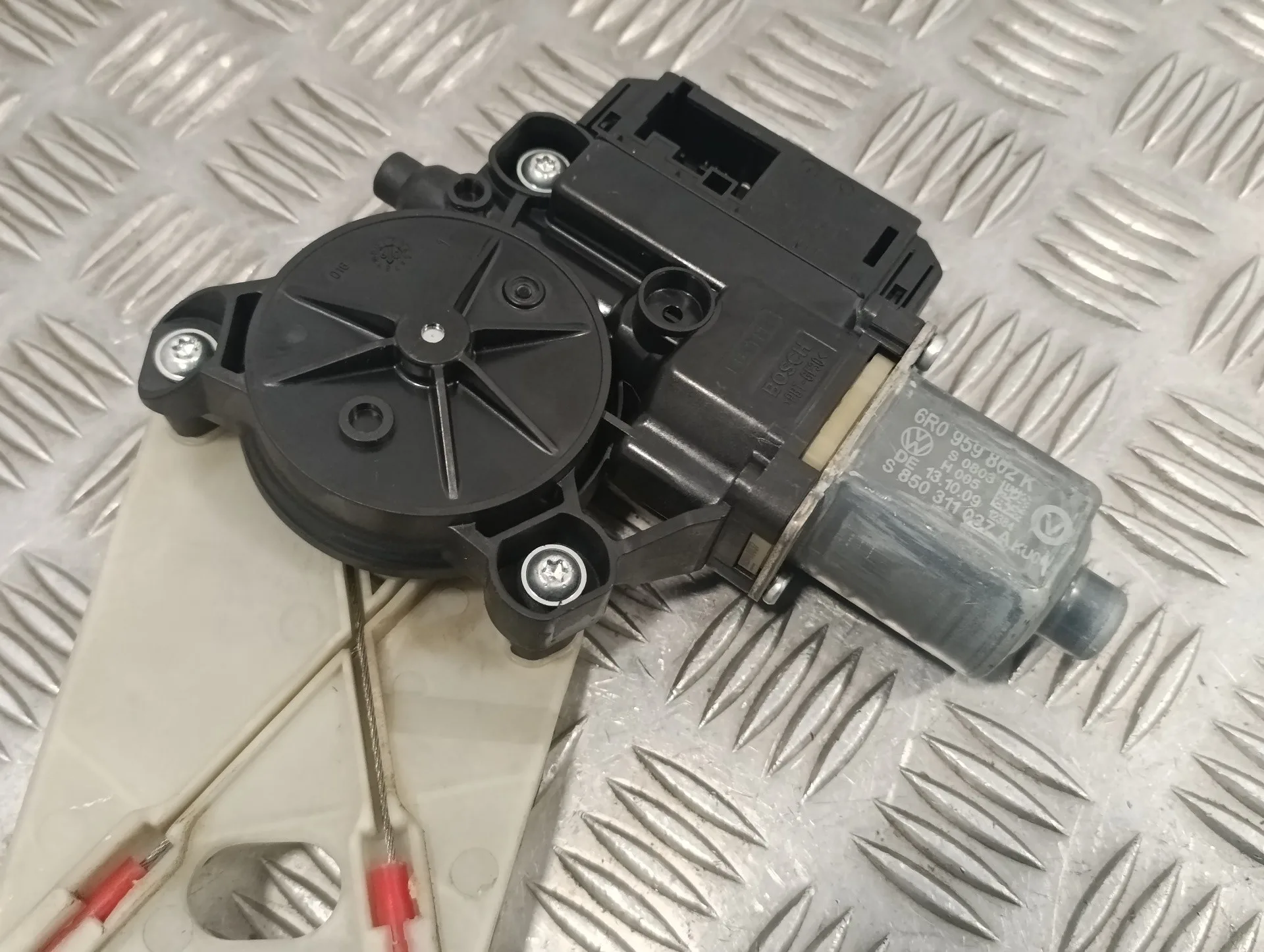 Elevalunas Delantero Derecho para Volkswagen Polo (6R1)