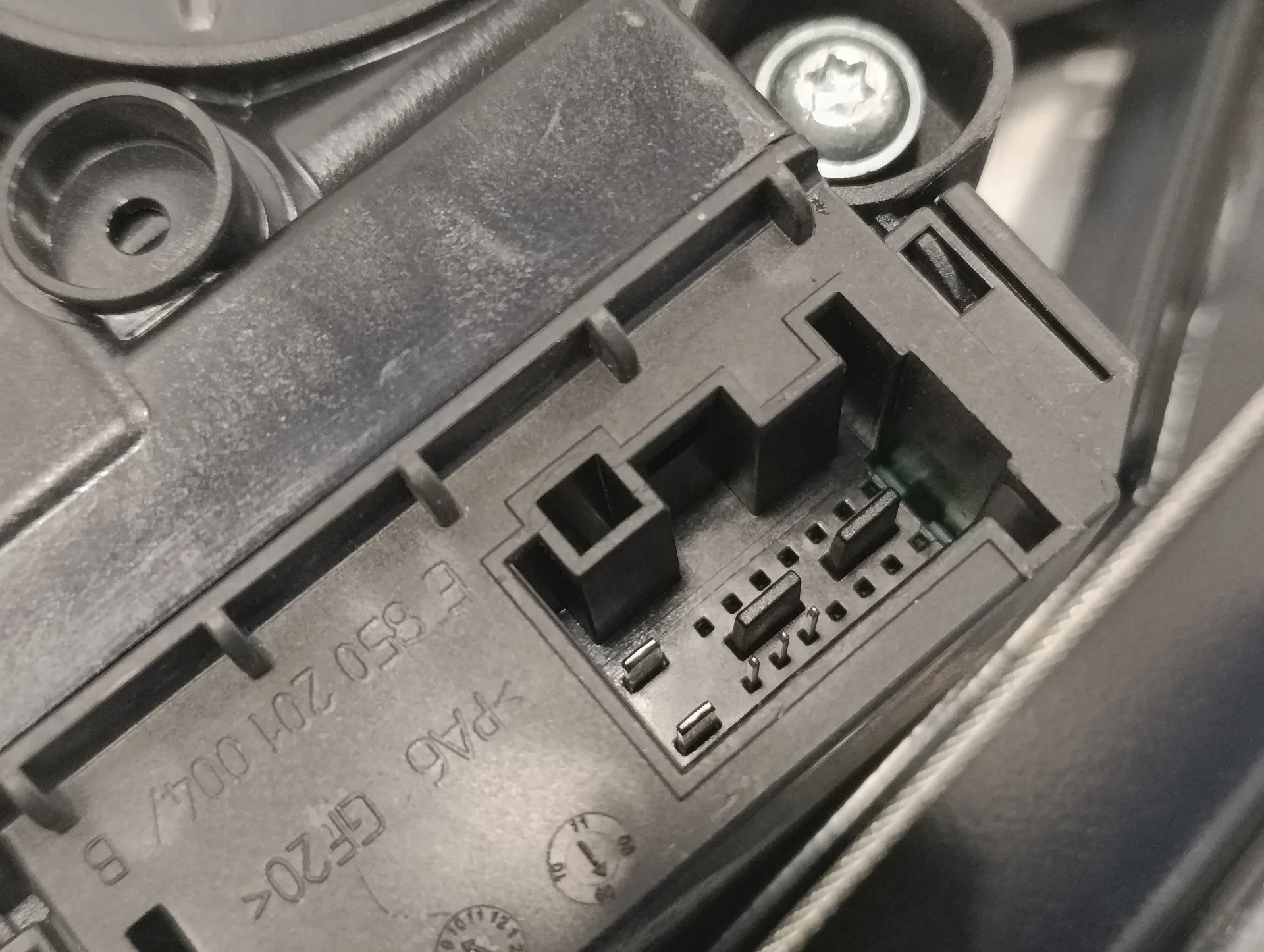 Elevalunas Delantero Derecho para Volkswagen Polo (6R1)