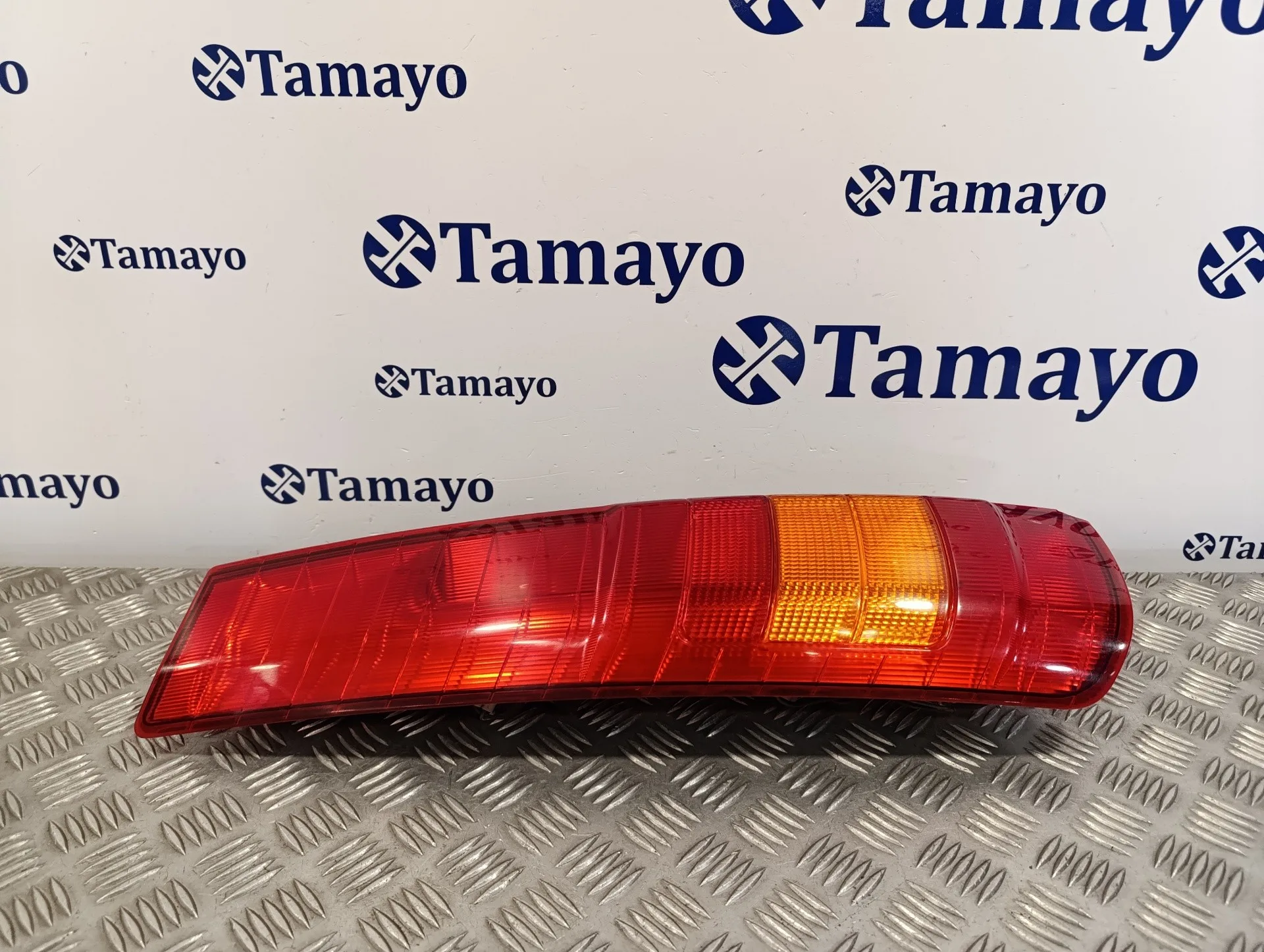 Piloto Trasero Izquierdo para Mitsubishi Space Runner (N60)