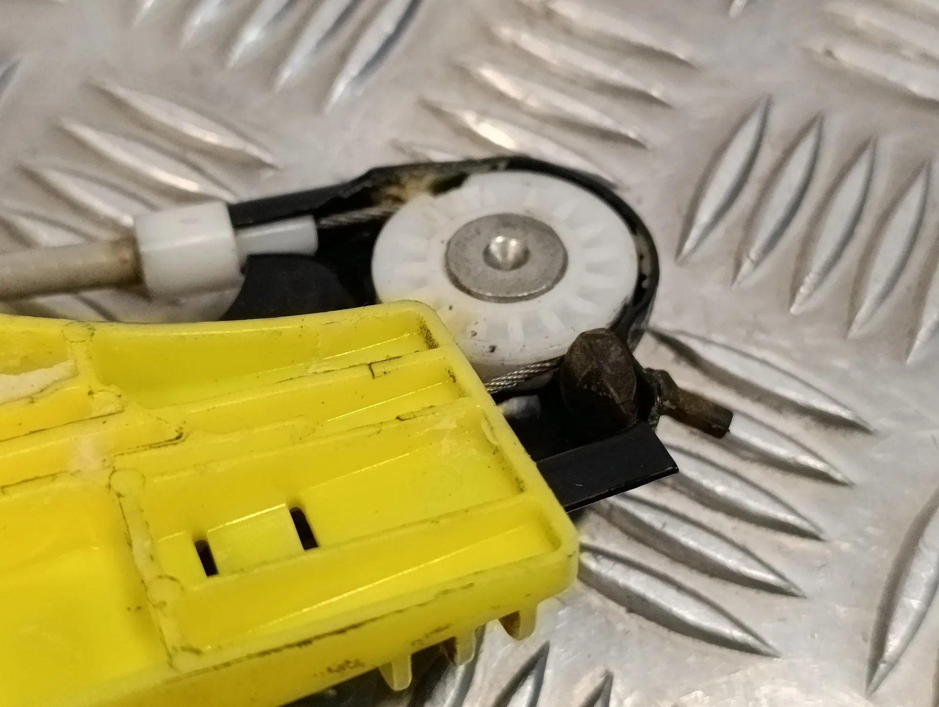 Elevalunas Trasero Derecho para Volkswagen Polo (6R1)
