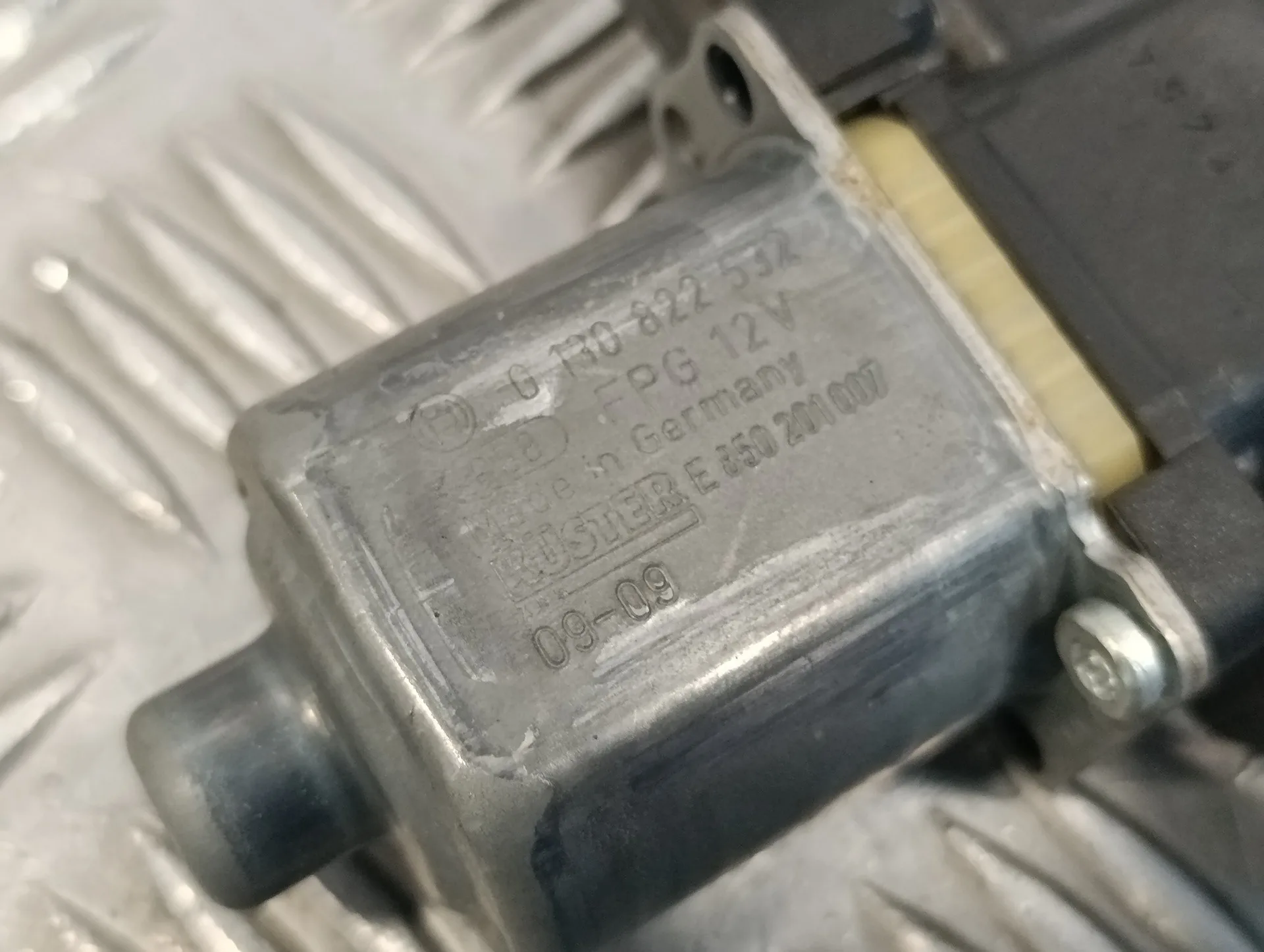 Motor Elevalunas Trasero Izquierdo para Volkswagen Polo (6R1)