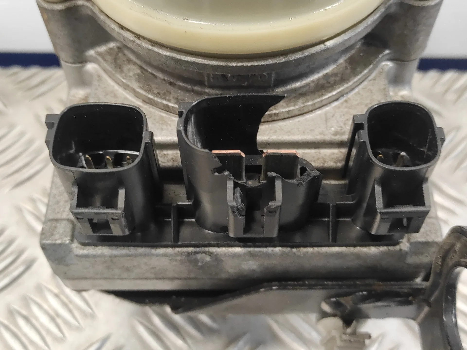 Bomba Direccion para Mazda 3 Berlina (Bk)