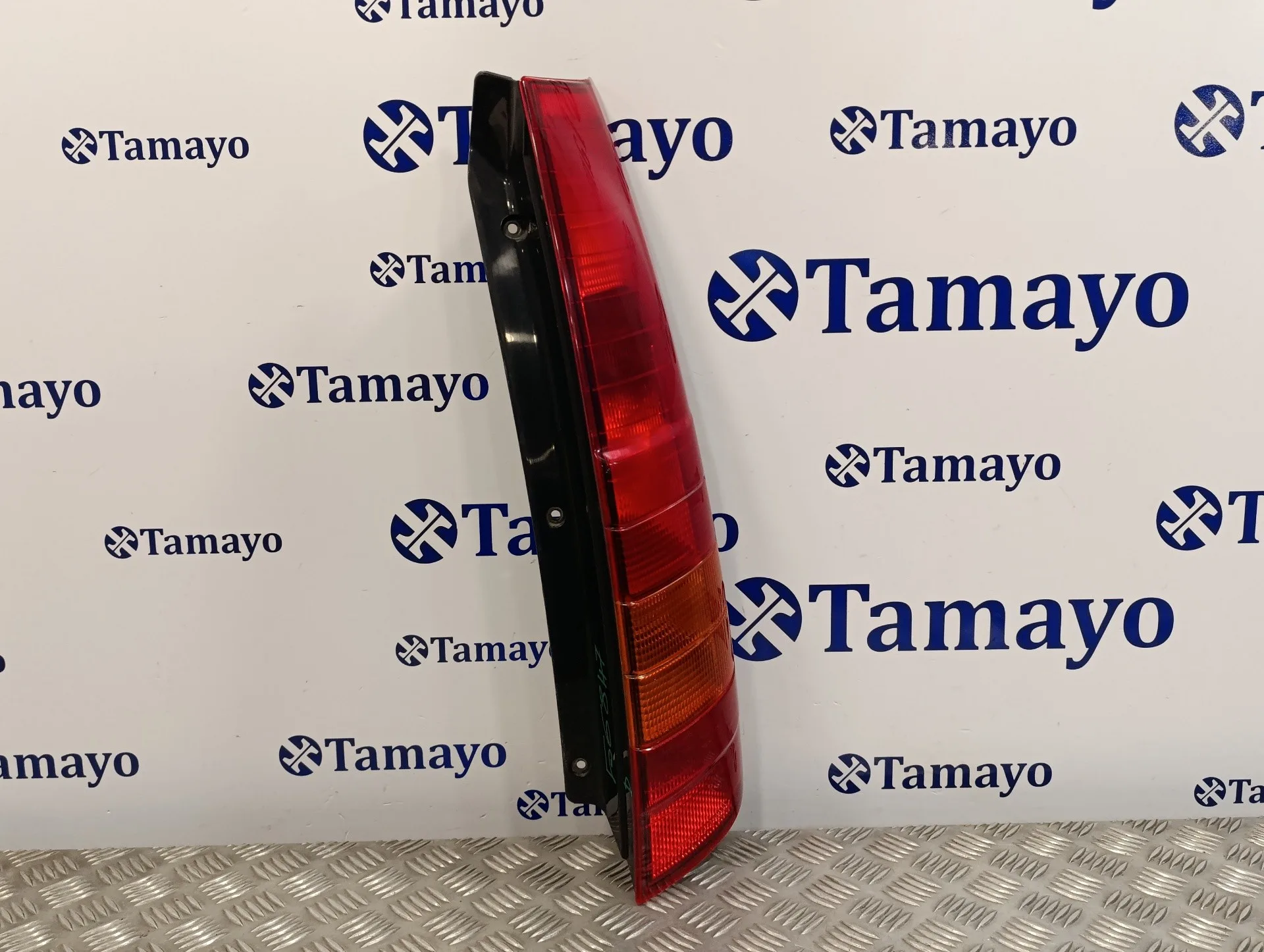Piloto Trasero Derecho para Mitsubishi Space Runner (N60)