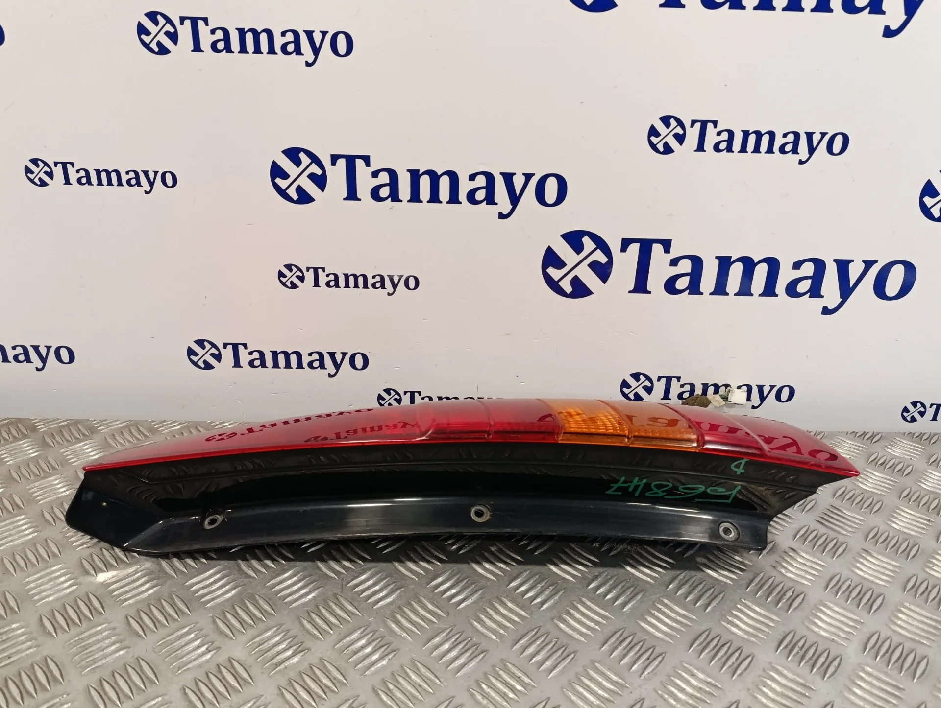Piloto Trasero Derecho para Mitsubishi Space Runner (N60)