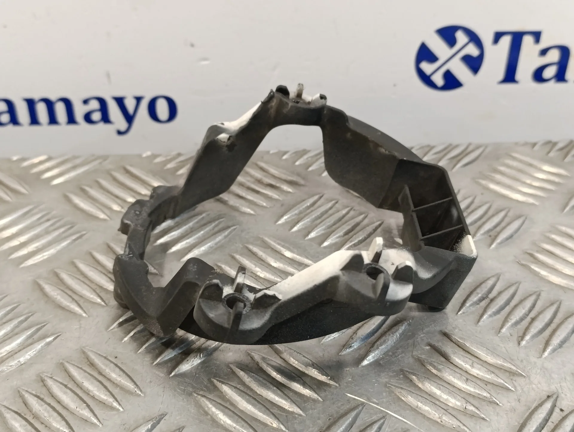 Soporte Faro Antiniebla Izquierdo para Toyota Avensis (T27)