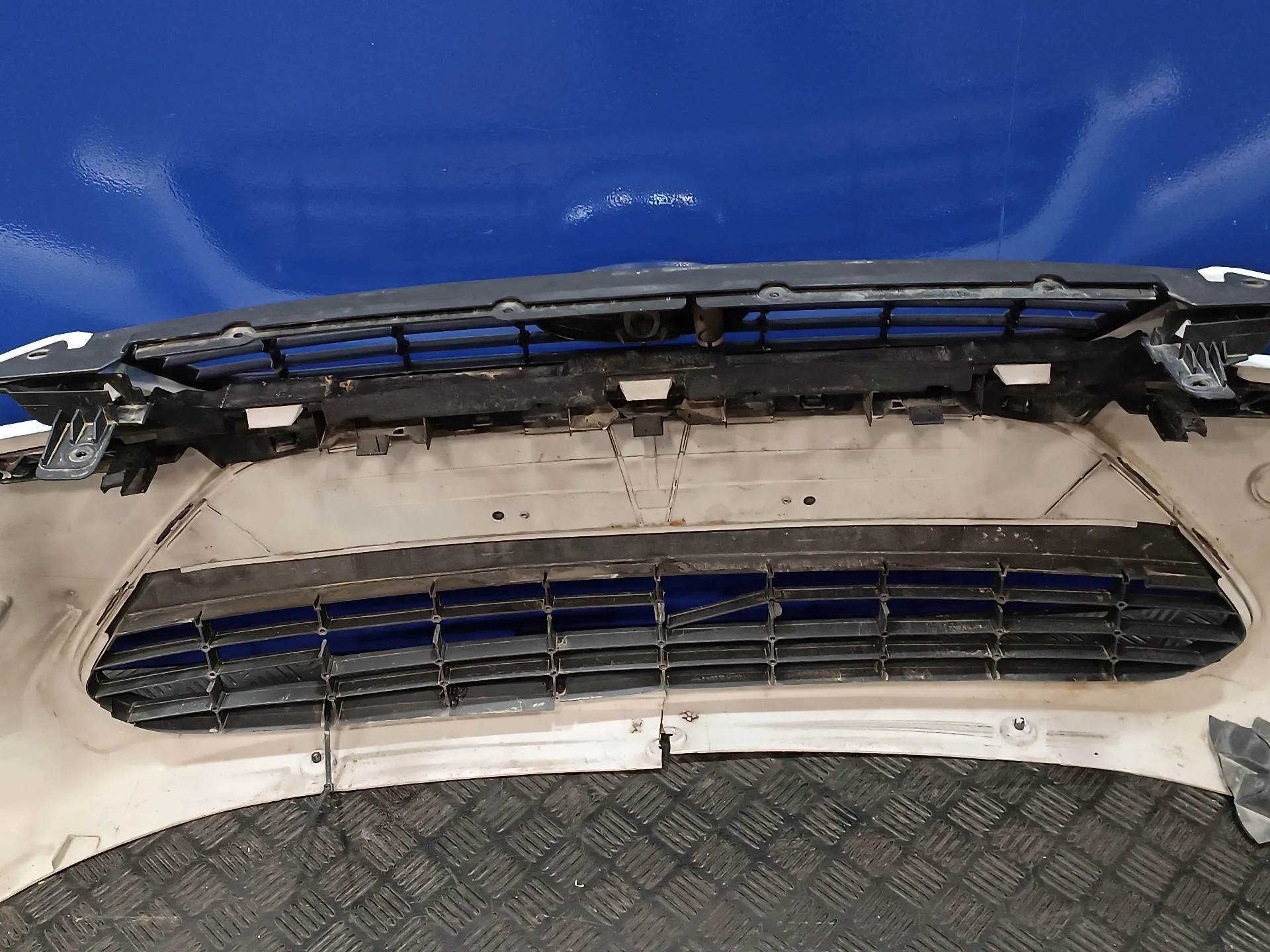 Paragolpes Delantero para Ford Focus Turnier (Cb4)