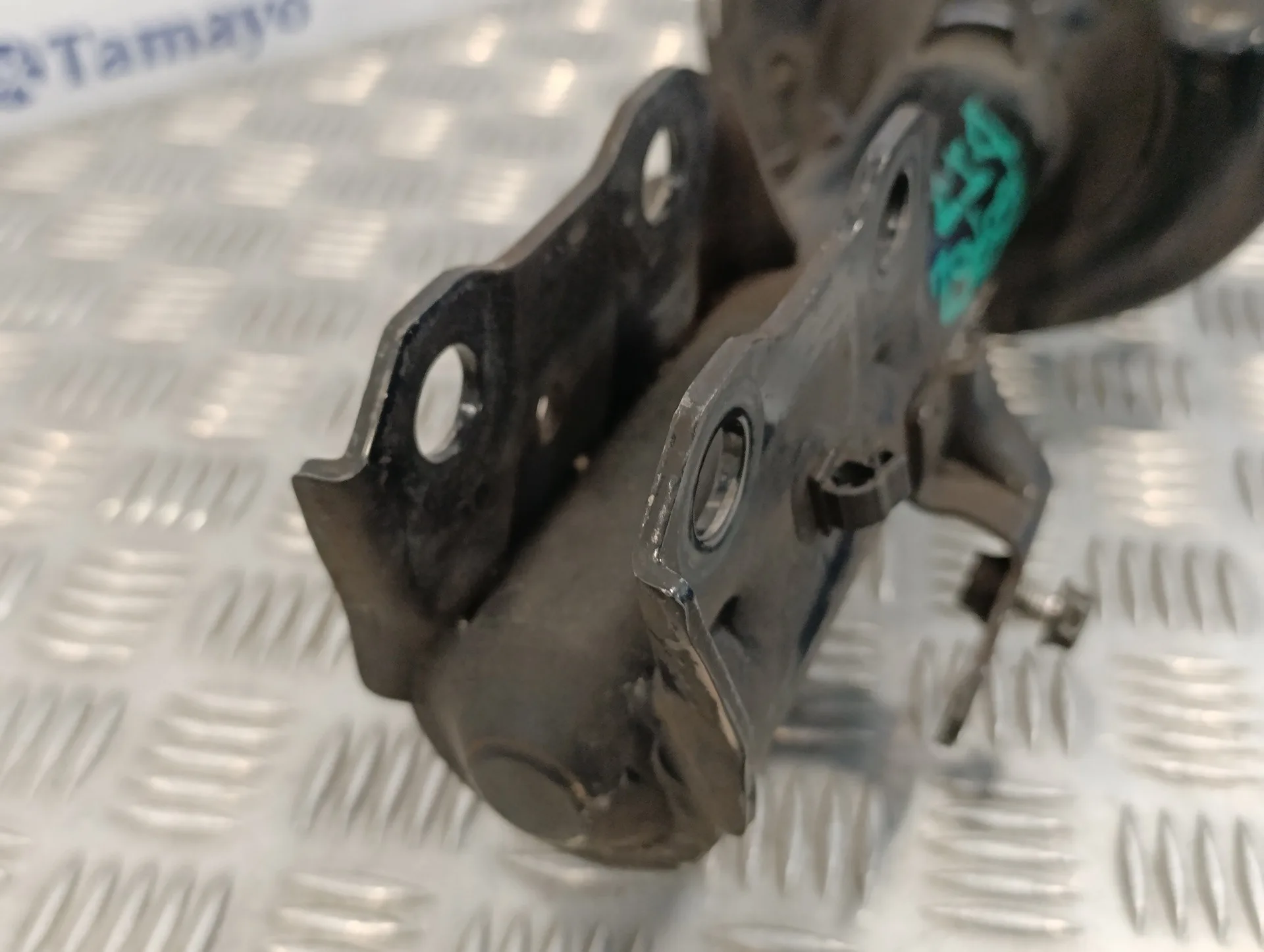 Amortiguador Delantero Izquierdo para Toyota Prius (Nhw30)