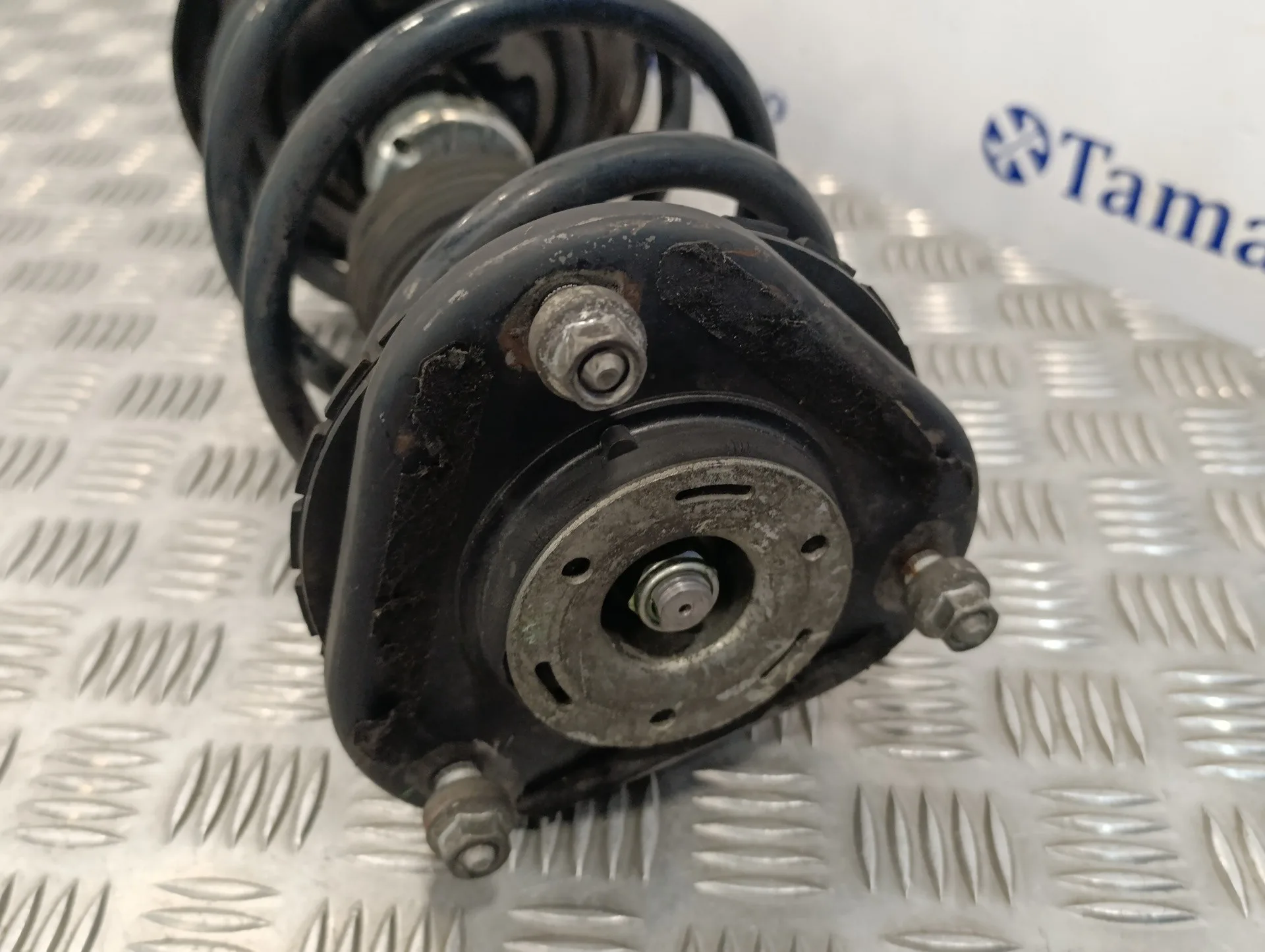 Amortiguador Delantero Izquierdo para Toyota Prius (Nhw30)