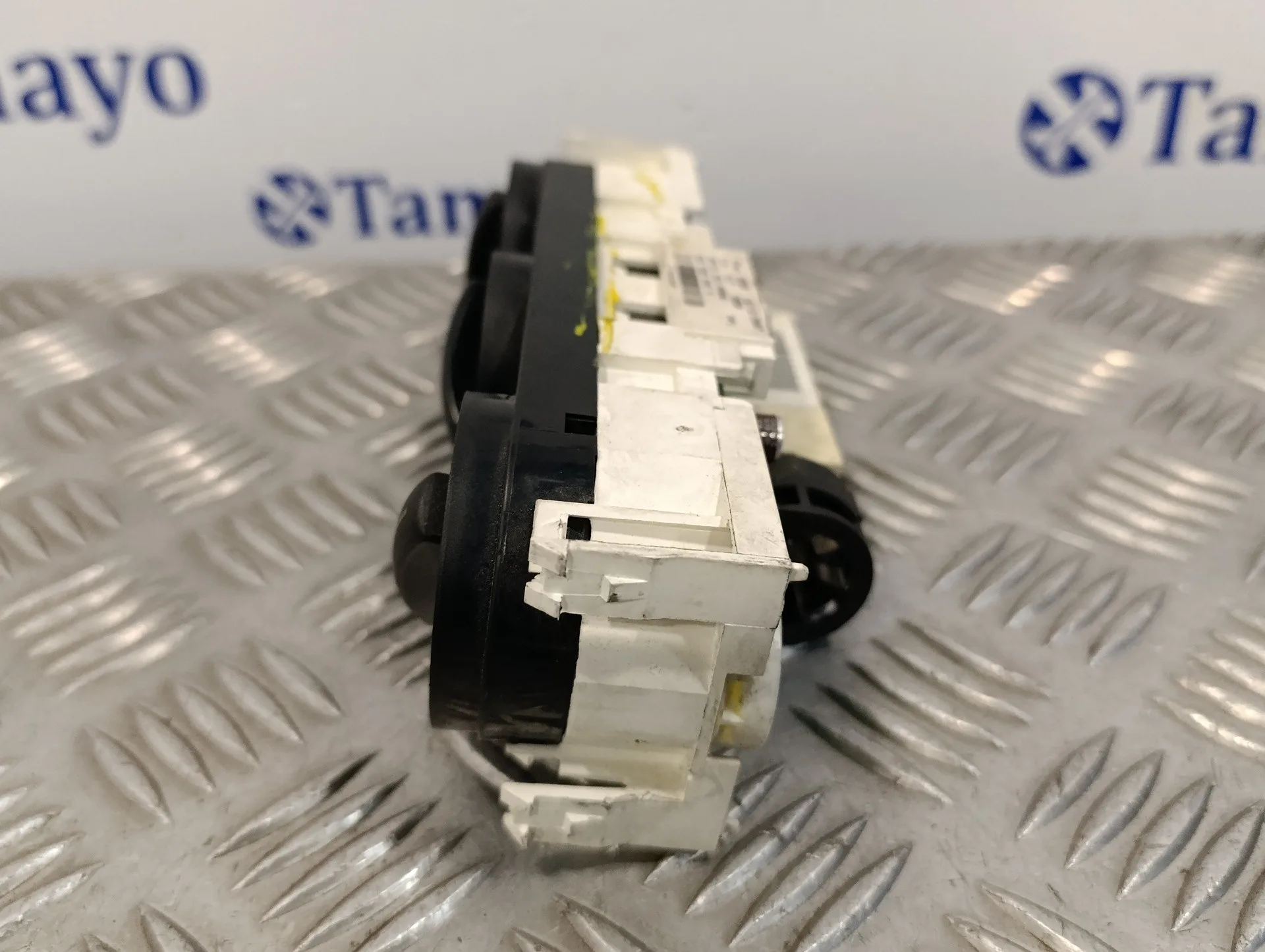 Mando Climatizador para Volkswagen Polo (9N3)