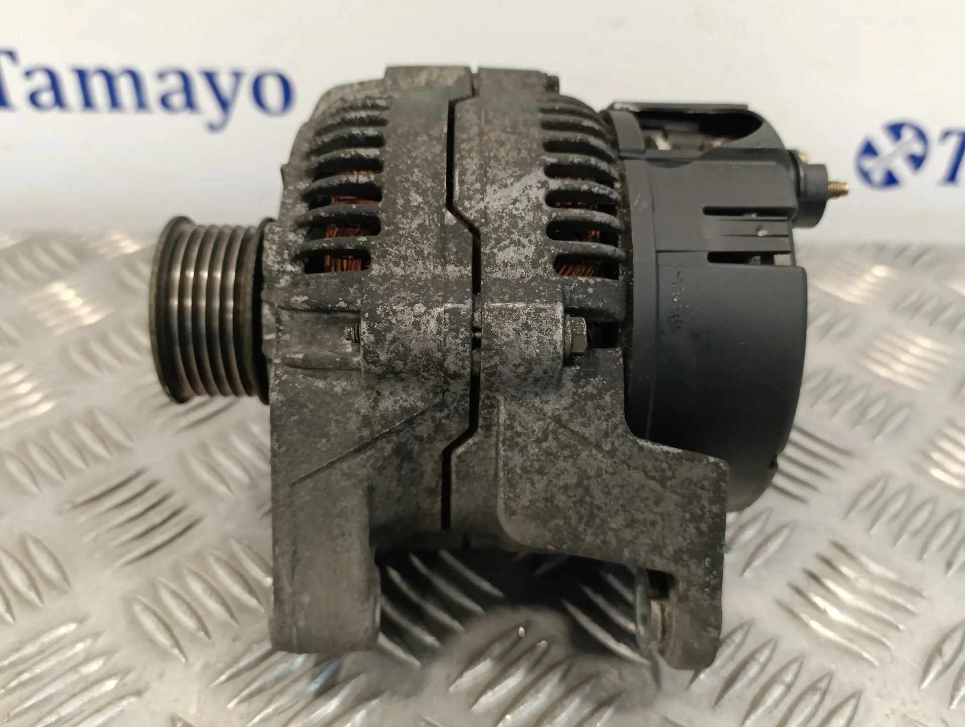 Alternador para Nissan Micra (K11)