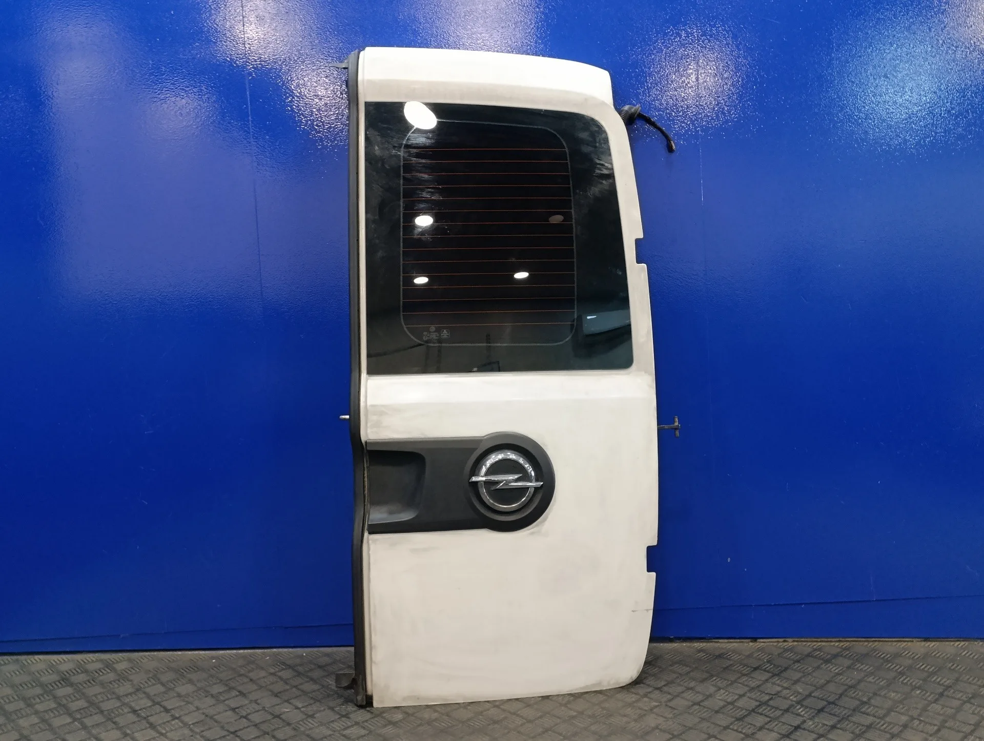 Porton Trasero Derecho para Opel Combo D