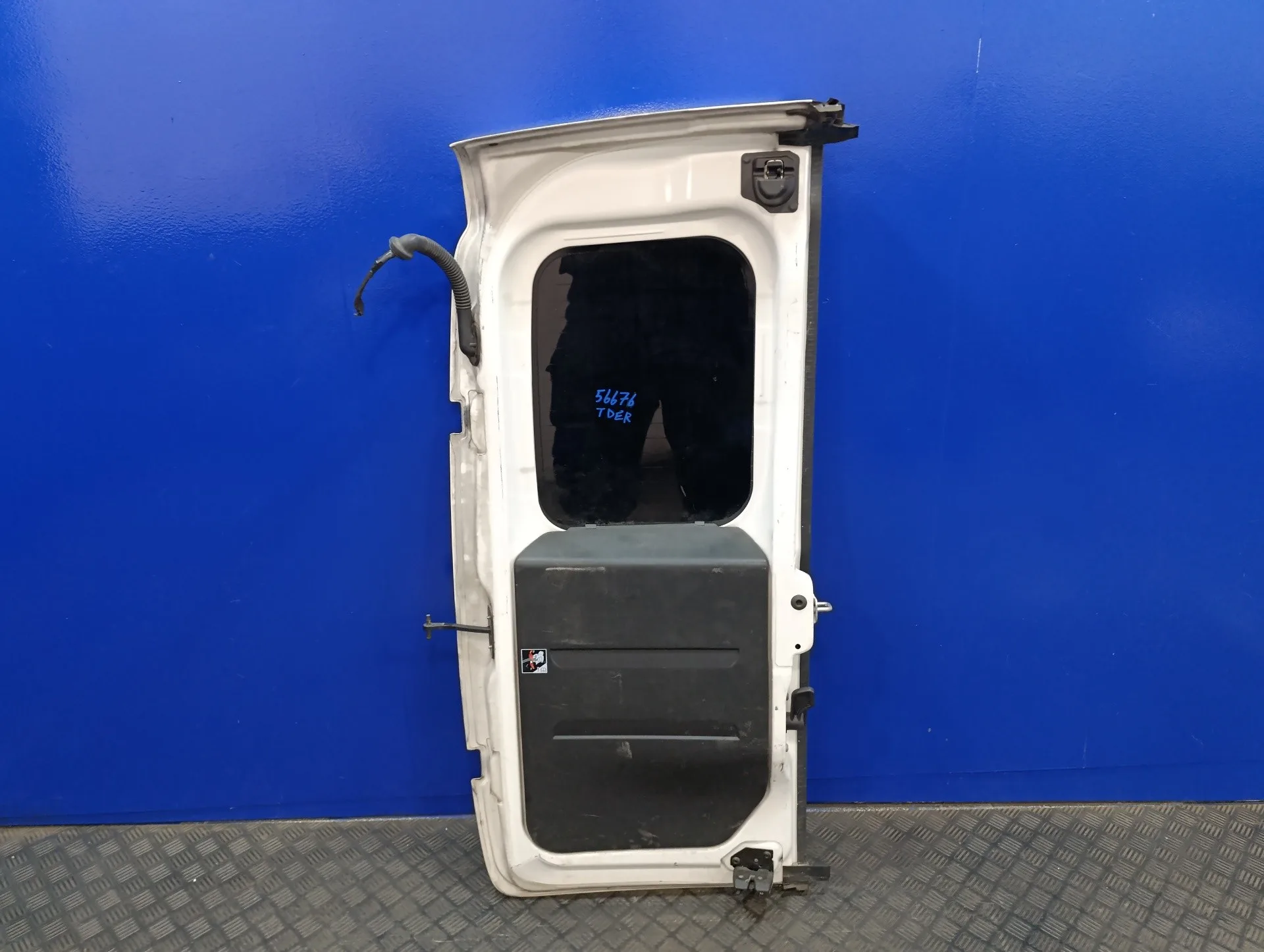 Porton Trasero Derecho para Opel Combo D