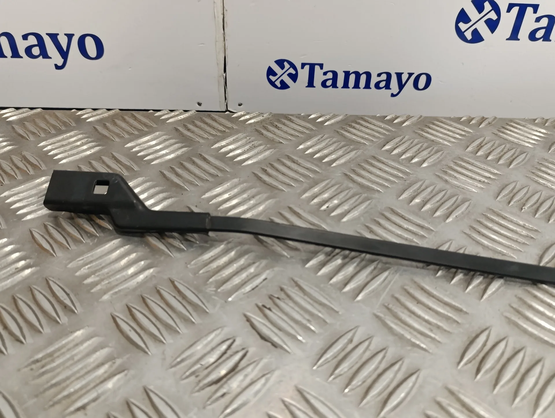 Brazo Limpia Delantero Derecho para Ford Kuga (Cbv)