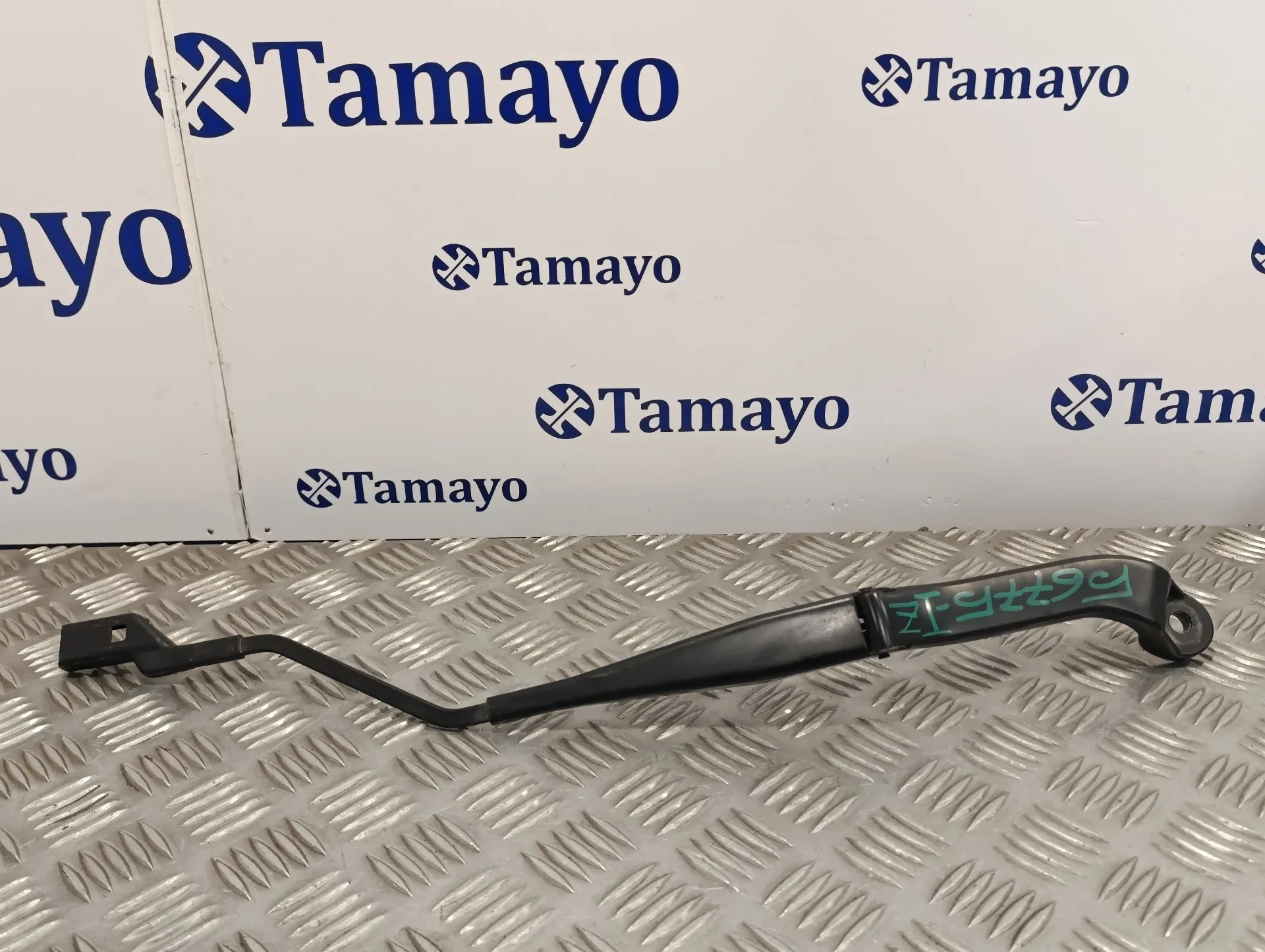 Brazo Limpia Delantero Izquierdo para Ford Kuga (Cbv)