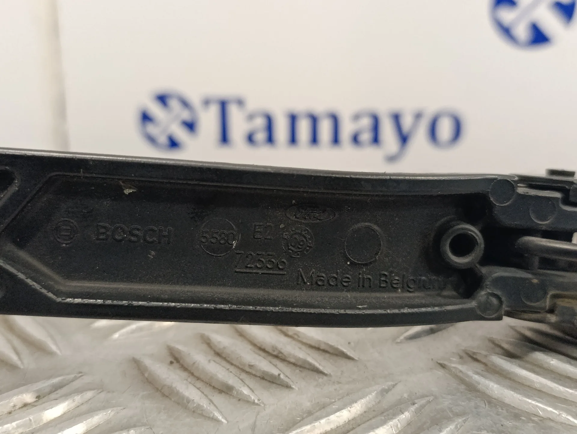 Brazo Limpia Delantero Izquierdo para Ford Kuga (Cbv)