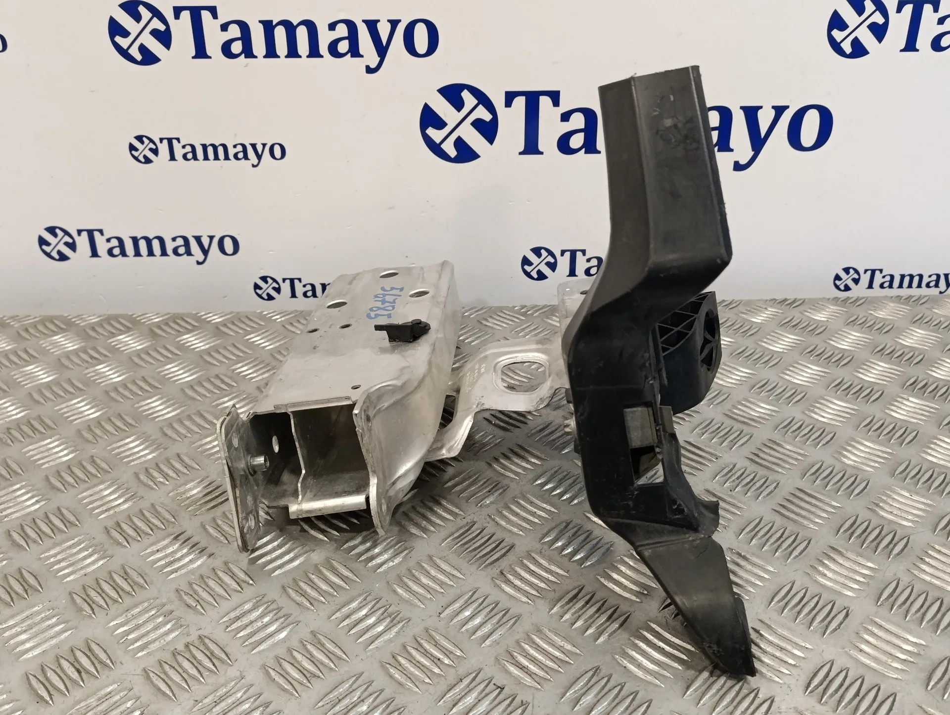 Soporte Refuerzo Parachoques Izquierdo para Bmw Serie 1 Lim F21