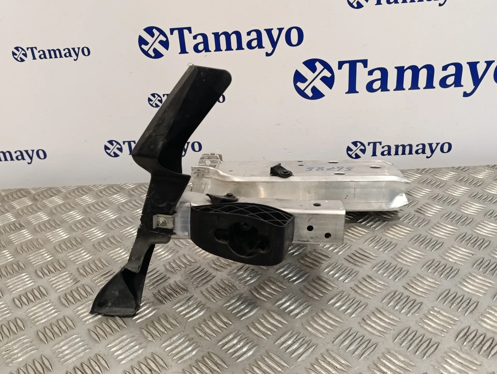 Soporte Refuerzo Parachoques Izquierdo para Bmw Serie 1 Lim F21
